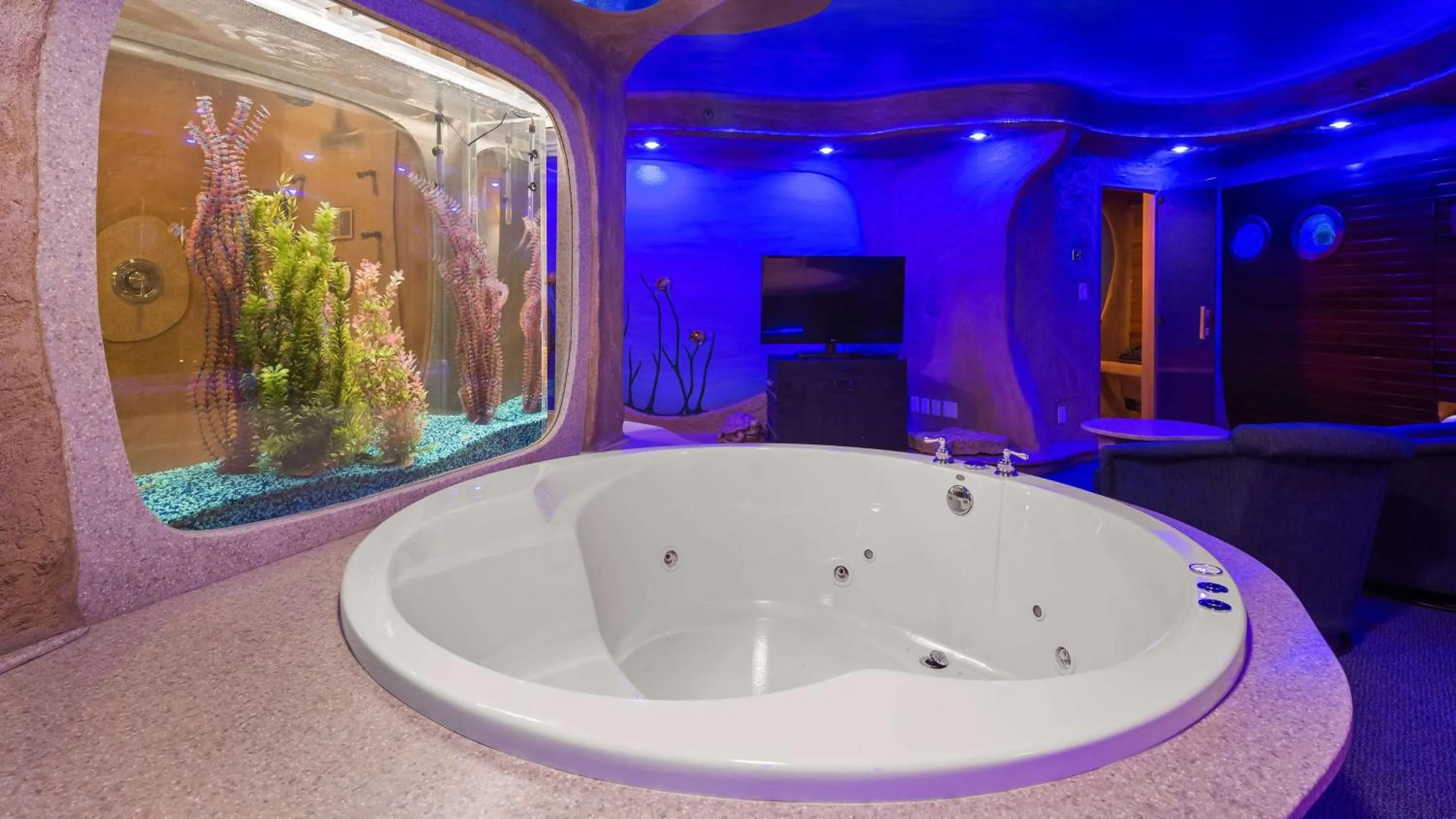 King Suite with Whirlpool - Non-Smoking in Best Western Galena Inn & Suites