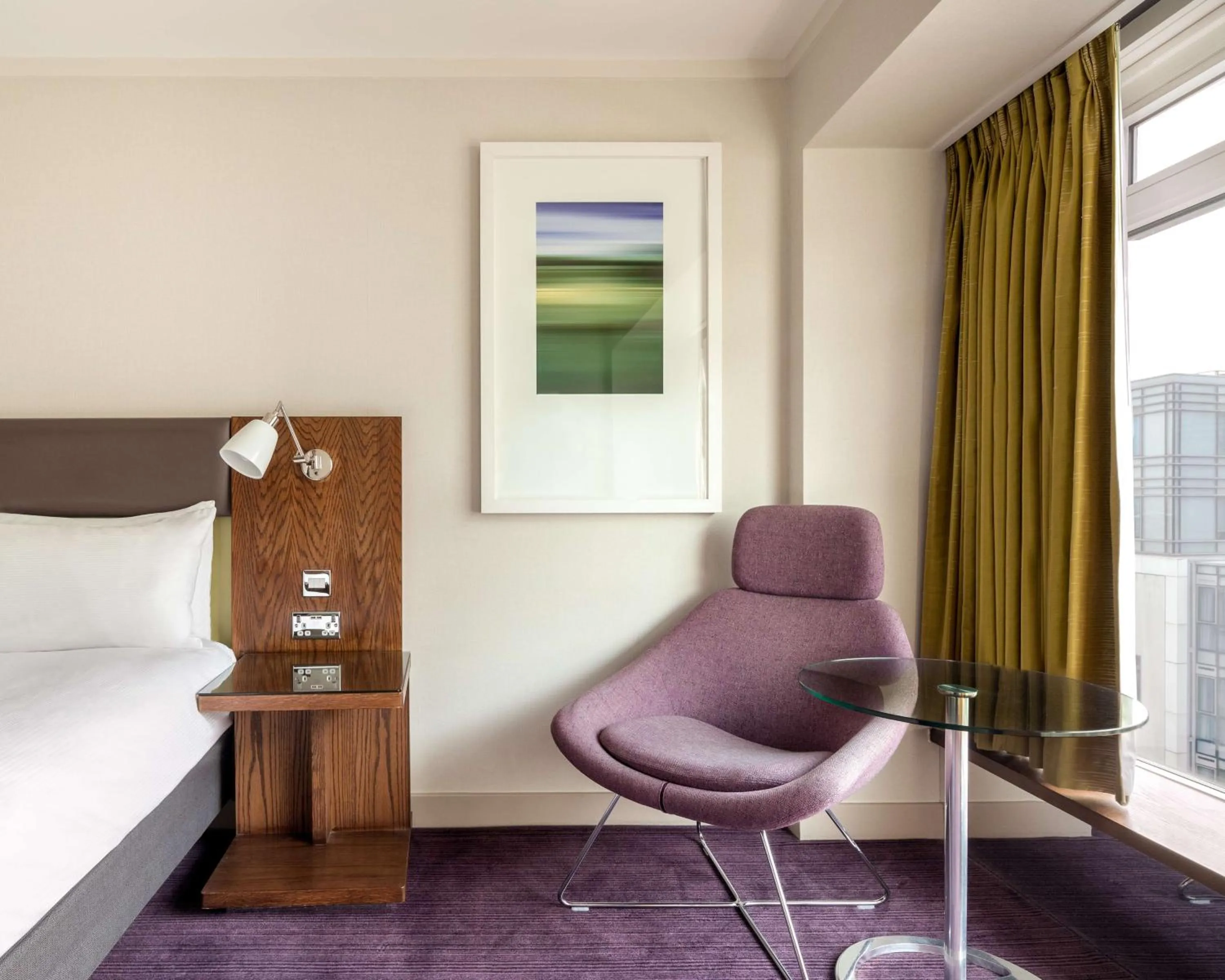 Superior Queen Room with Two Queen Beds in Hilton London Metropole