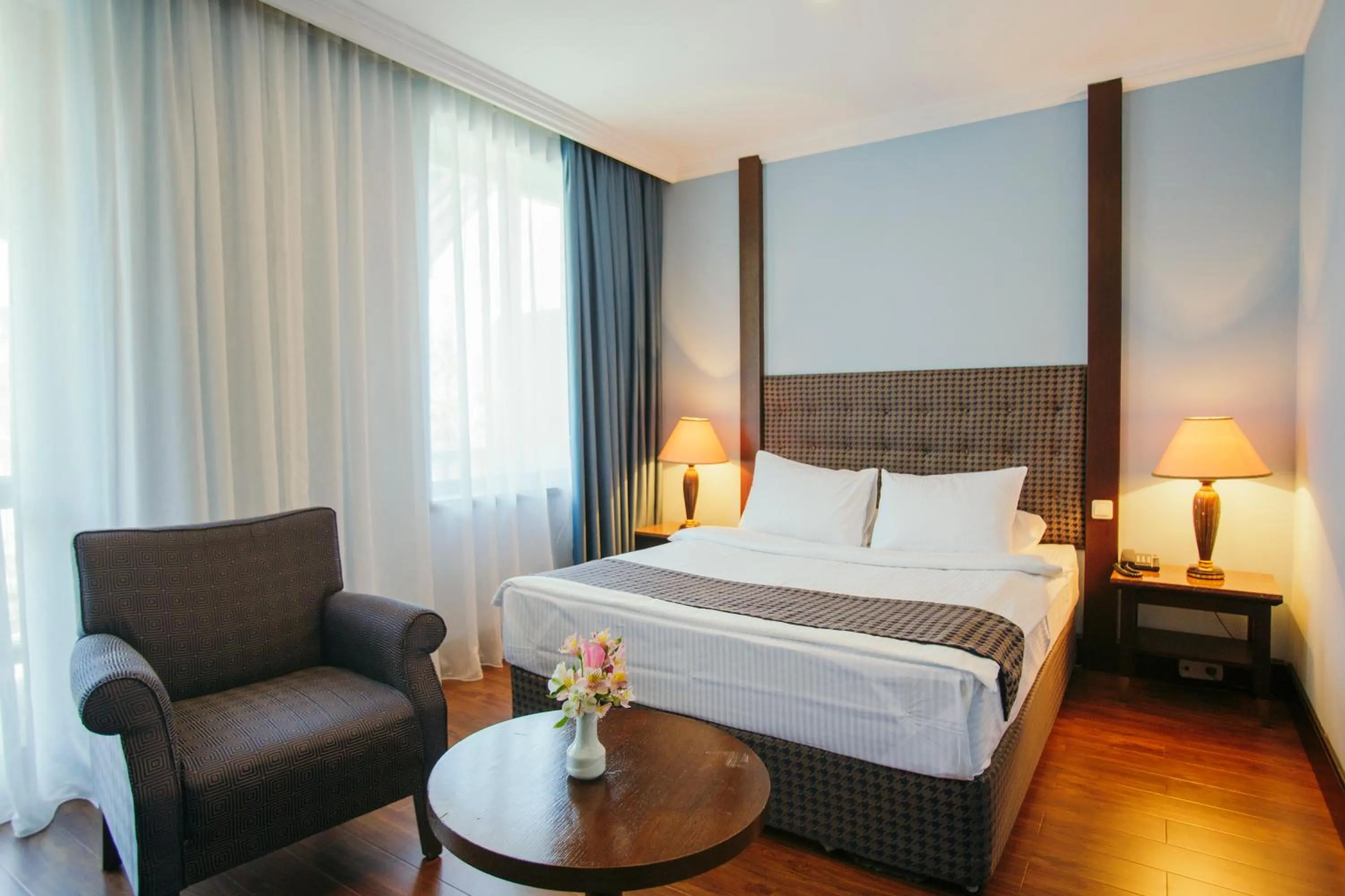 Deluxe Double or Twin Room in Hotel Intourist Palace Batumi