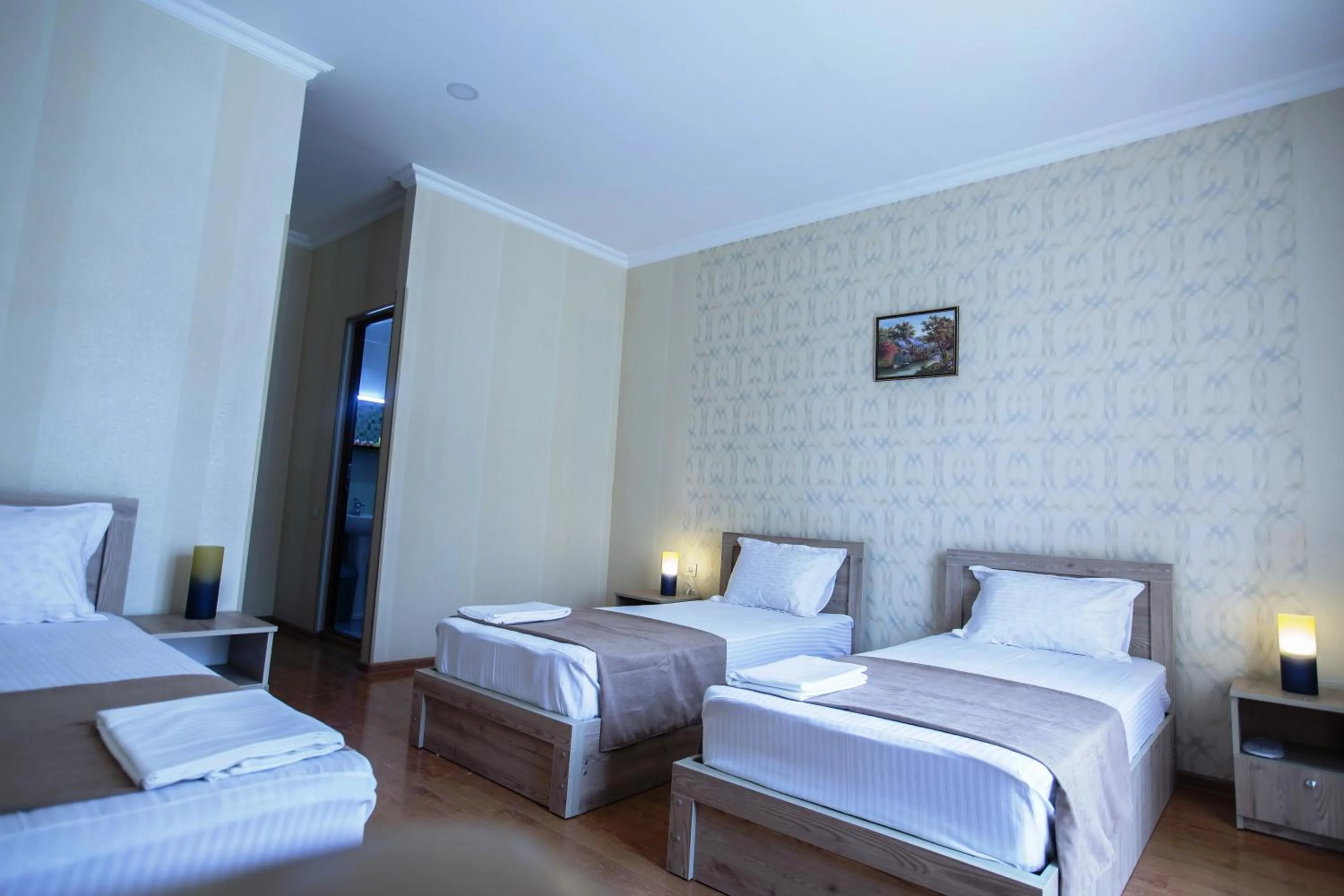 Standard Triple Room in Hotel Old Borjomi