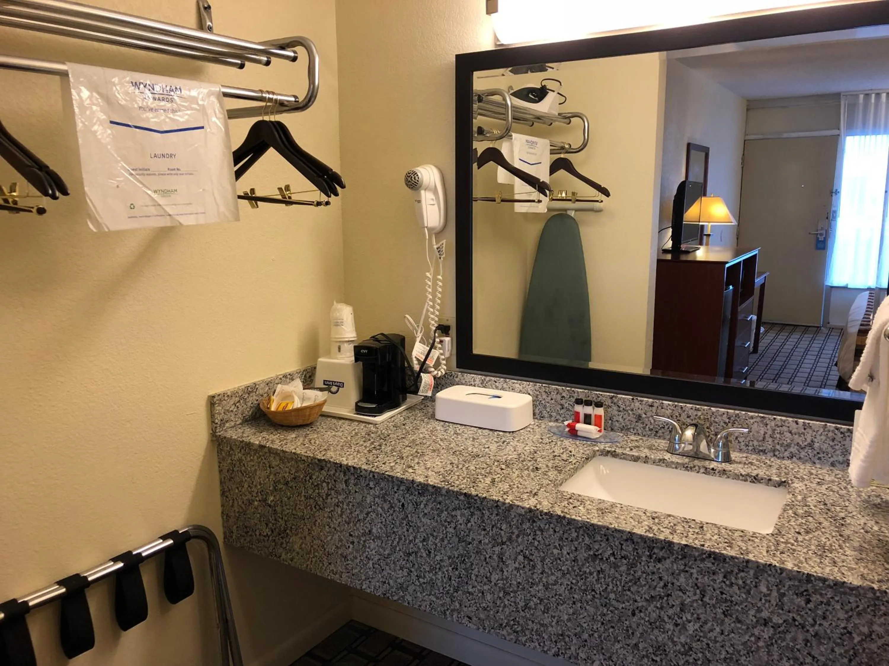 King Room - First Floor/Smoking in Days Inn by Wyndham Natchez
