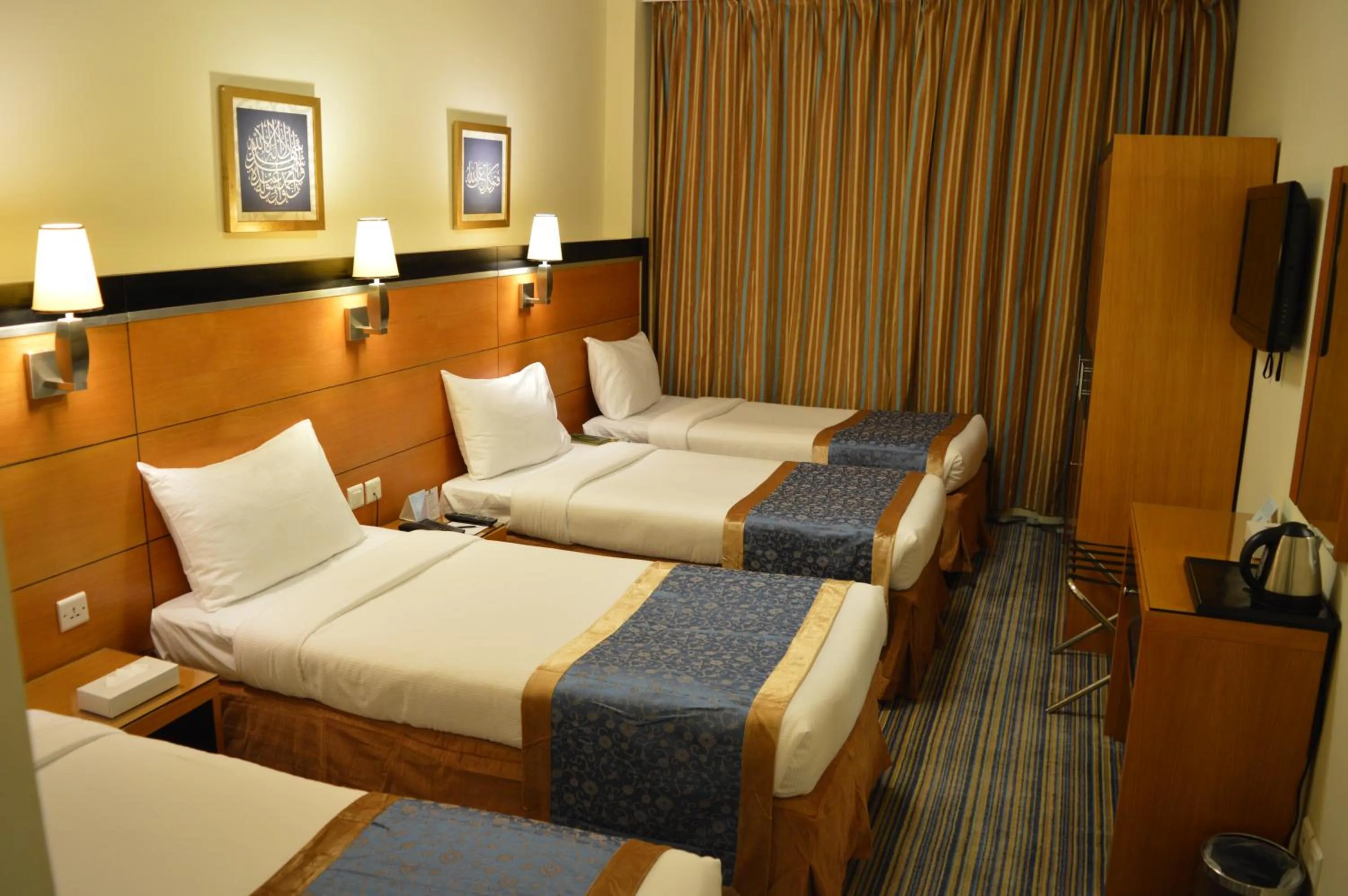 Quadruple Room in Durrat Al Eiman Hotel