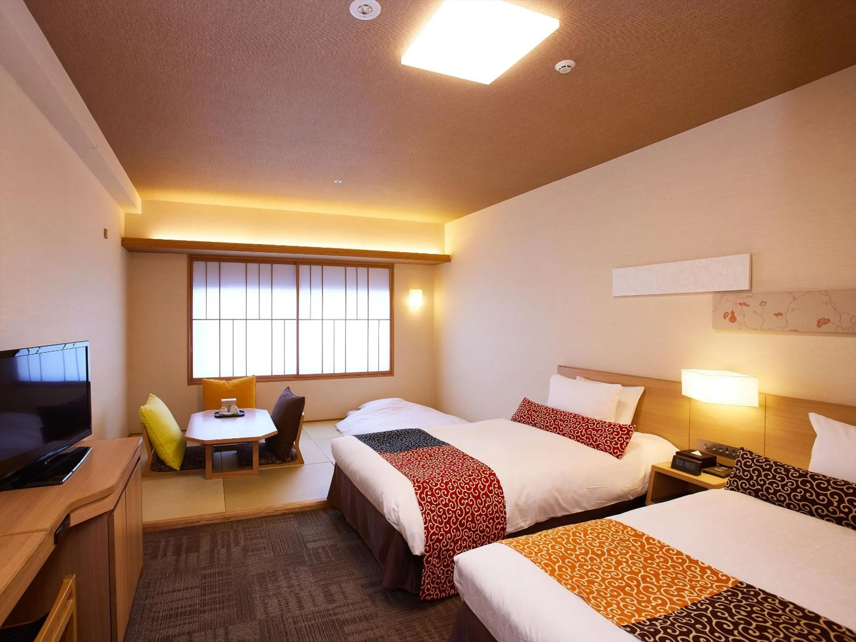 Twin Room with Tatami Area - single occupancy in Kyoto Hot Spring Hatoya Zuihokaku Hotel