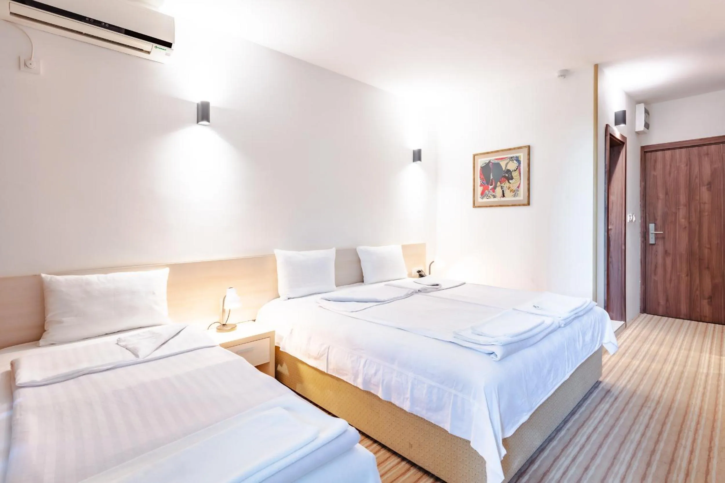 Triple Room in Hotel Pela