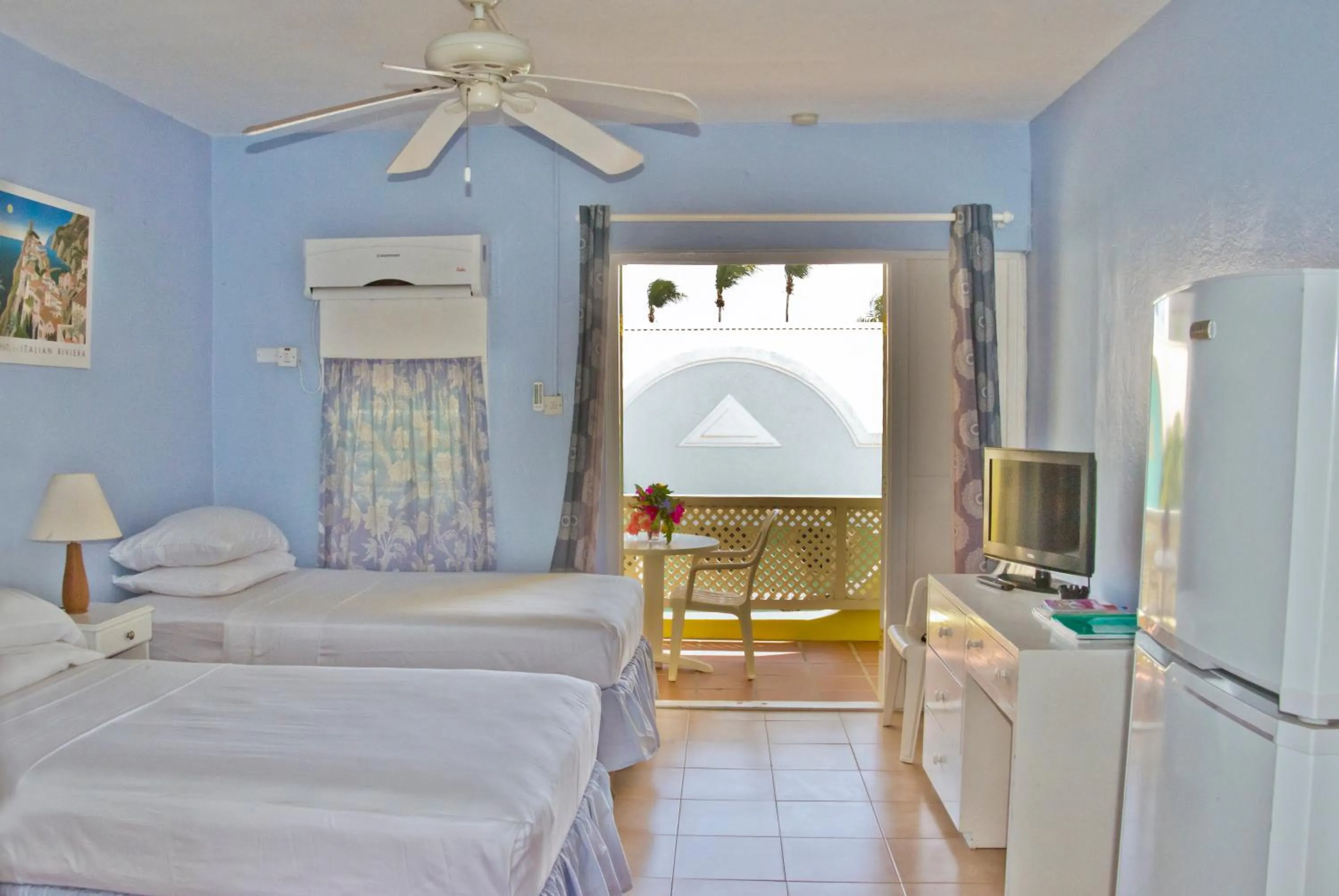 Budget Double or Twin Room in Meridian Inn