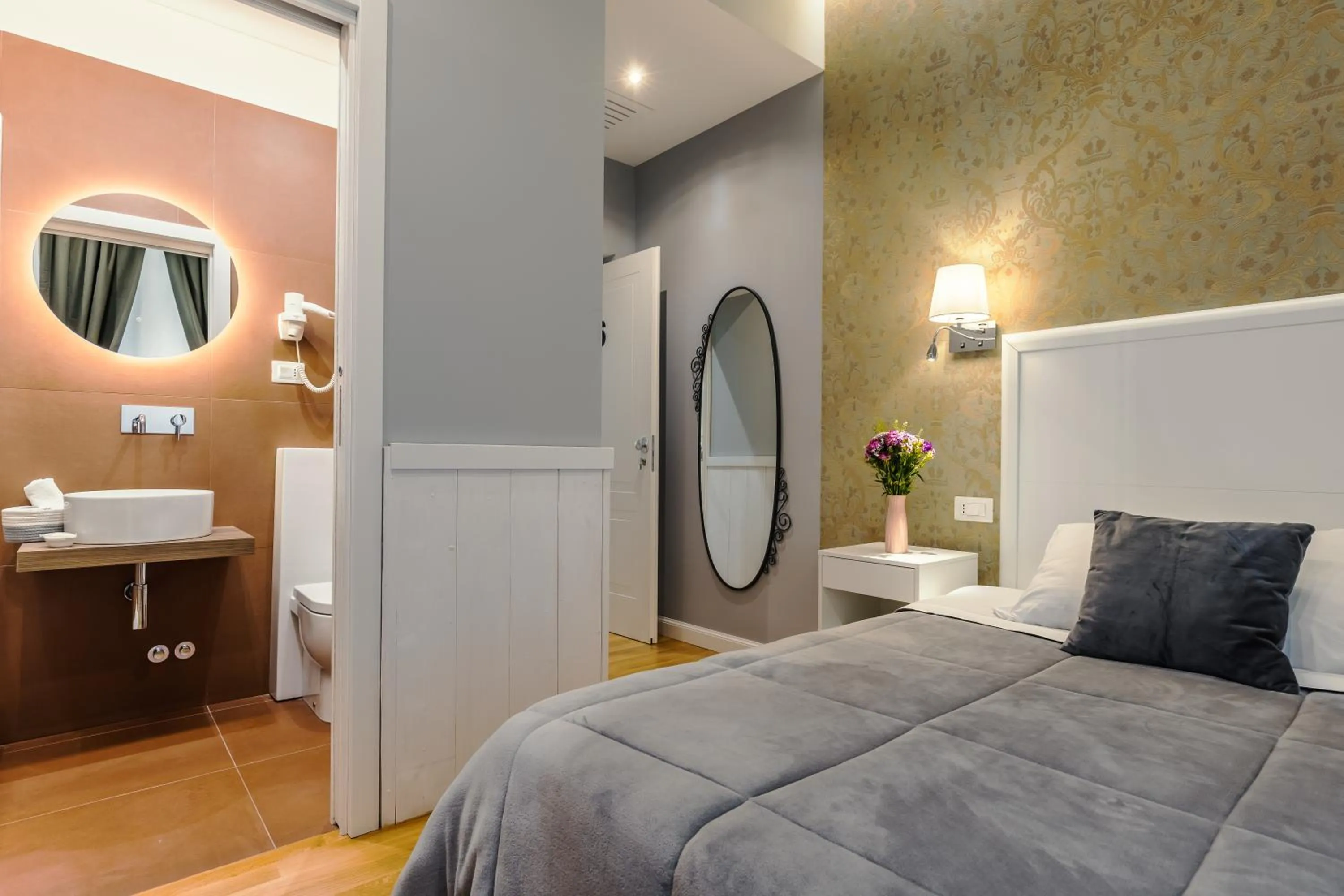 Single Room in Bed And Best