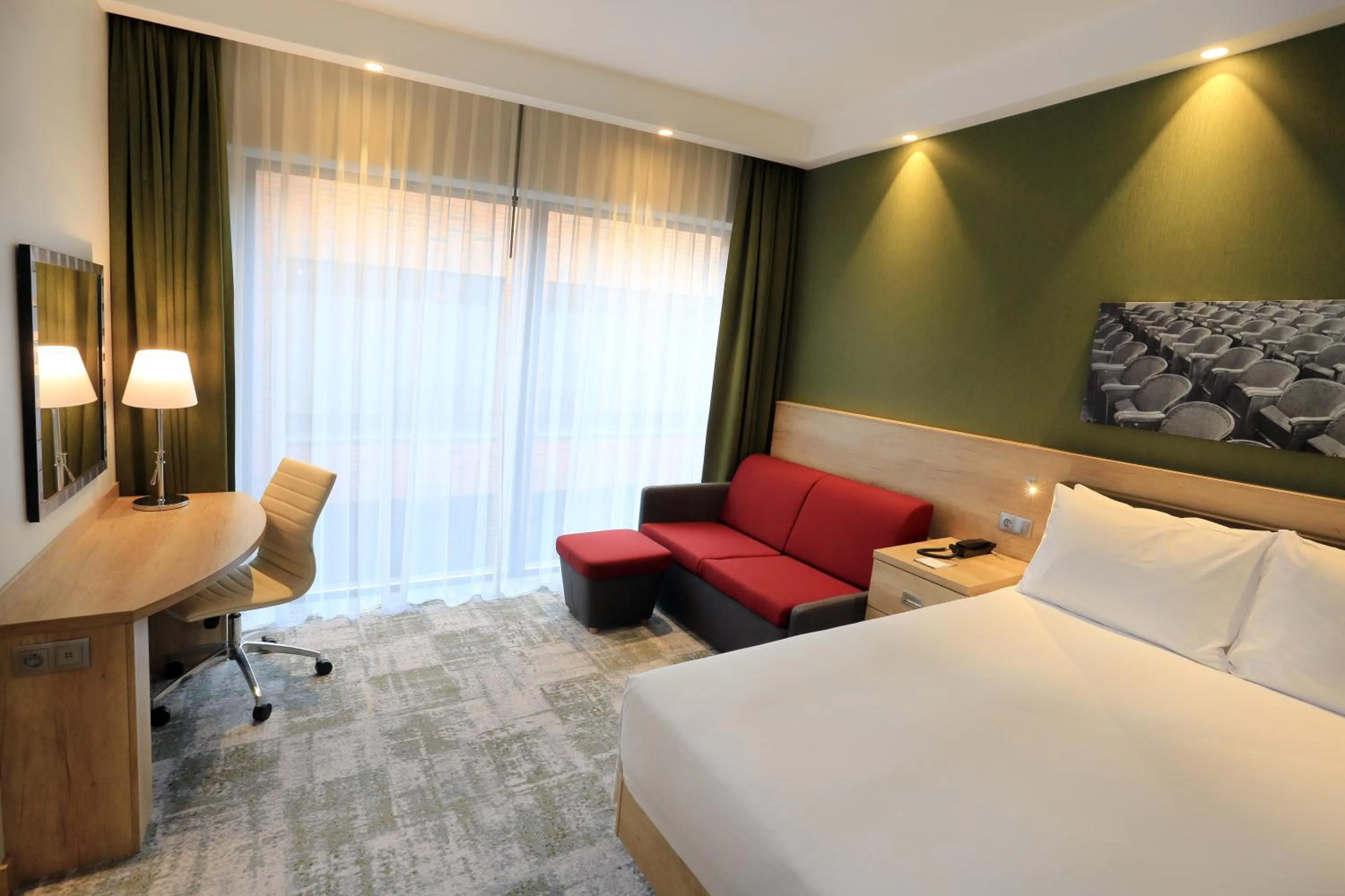Queen Room with Sofa Bed in Hampton By Hilton Gdansk Old Town