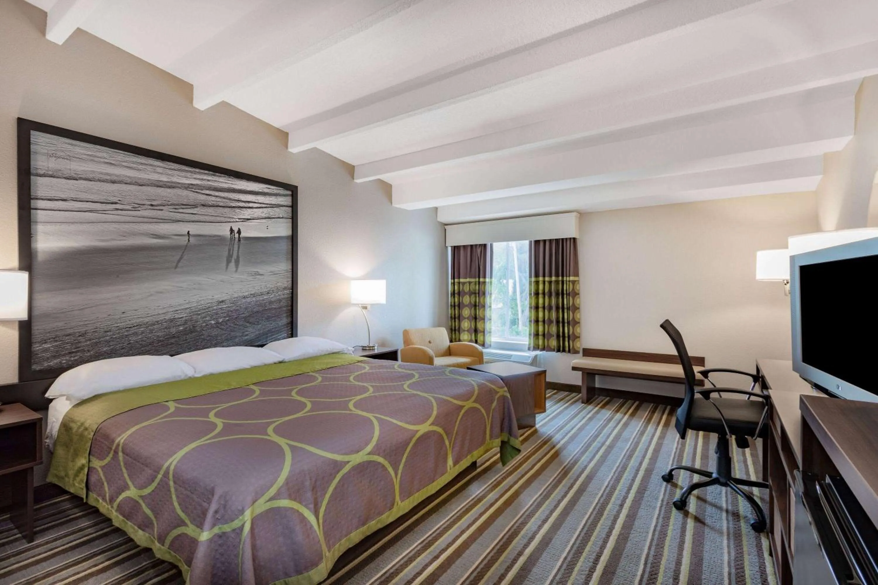 King Room - Non-Smoking in Super 8 by Wyndham Melbourne