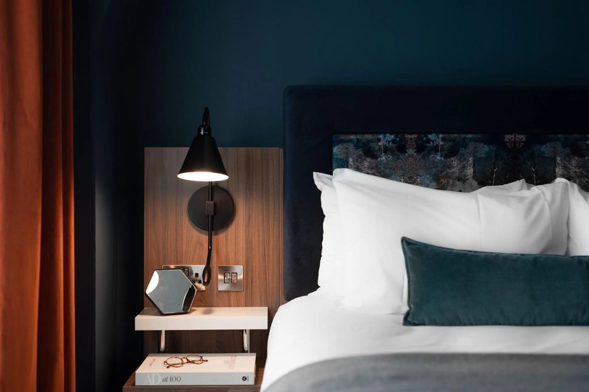 Lower Ground Studio in Heeton Concept Aparthotel Edinburgh Queen Street