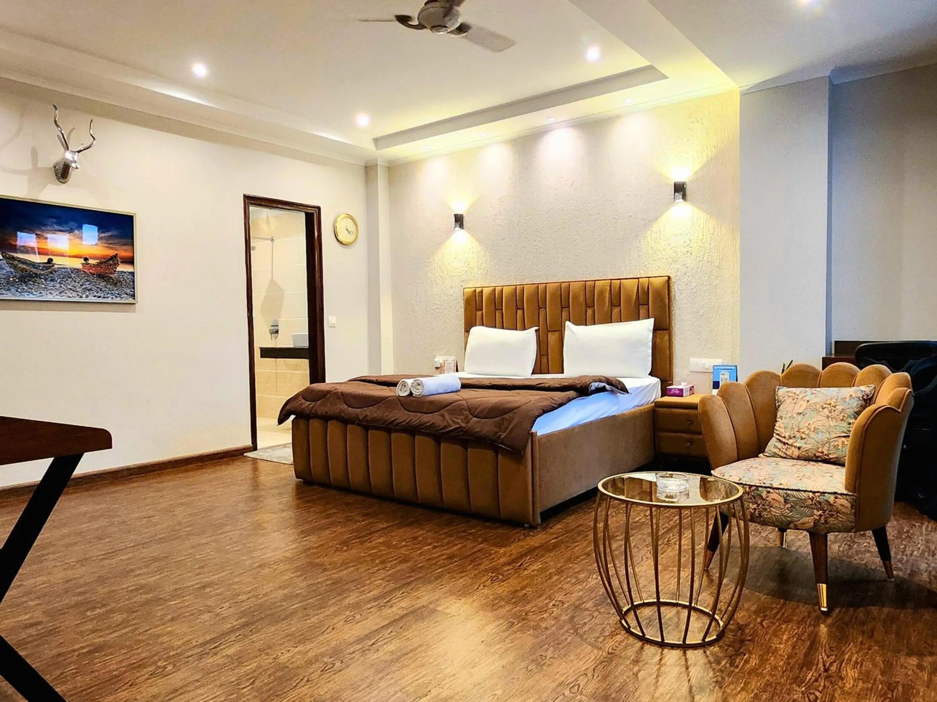 Executive Double or Twin Room in Hotel City Premier - Near Galleria Market , Super Mart-1 DLF Gurgaon