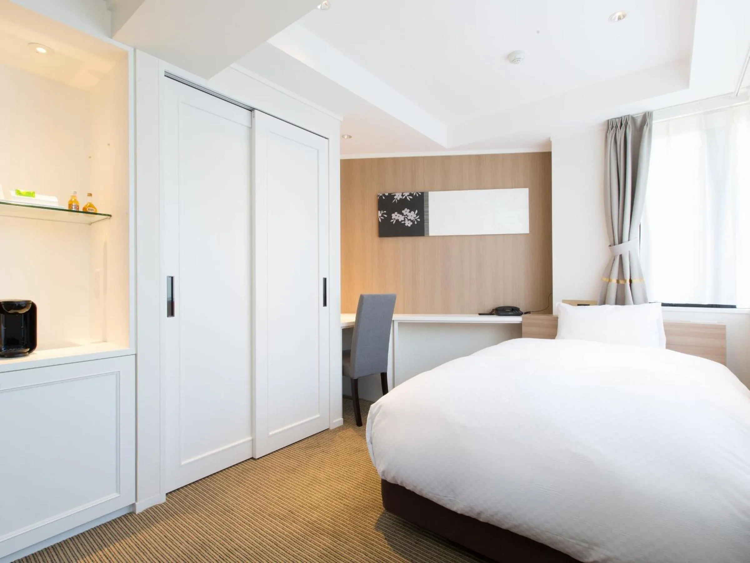 Deluxe Single Room - single occupancy in Hotel Shiki Utsubo Park