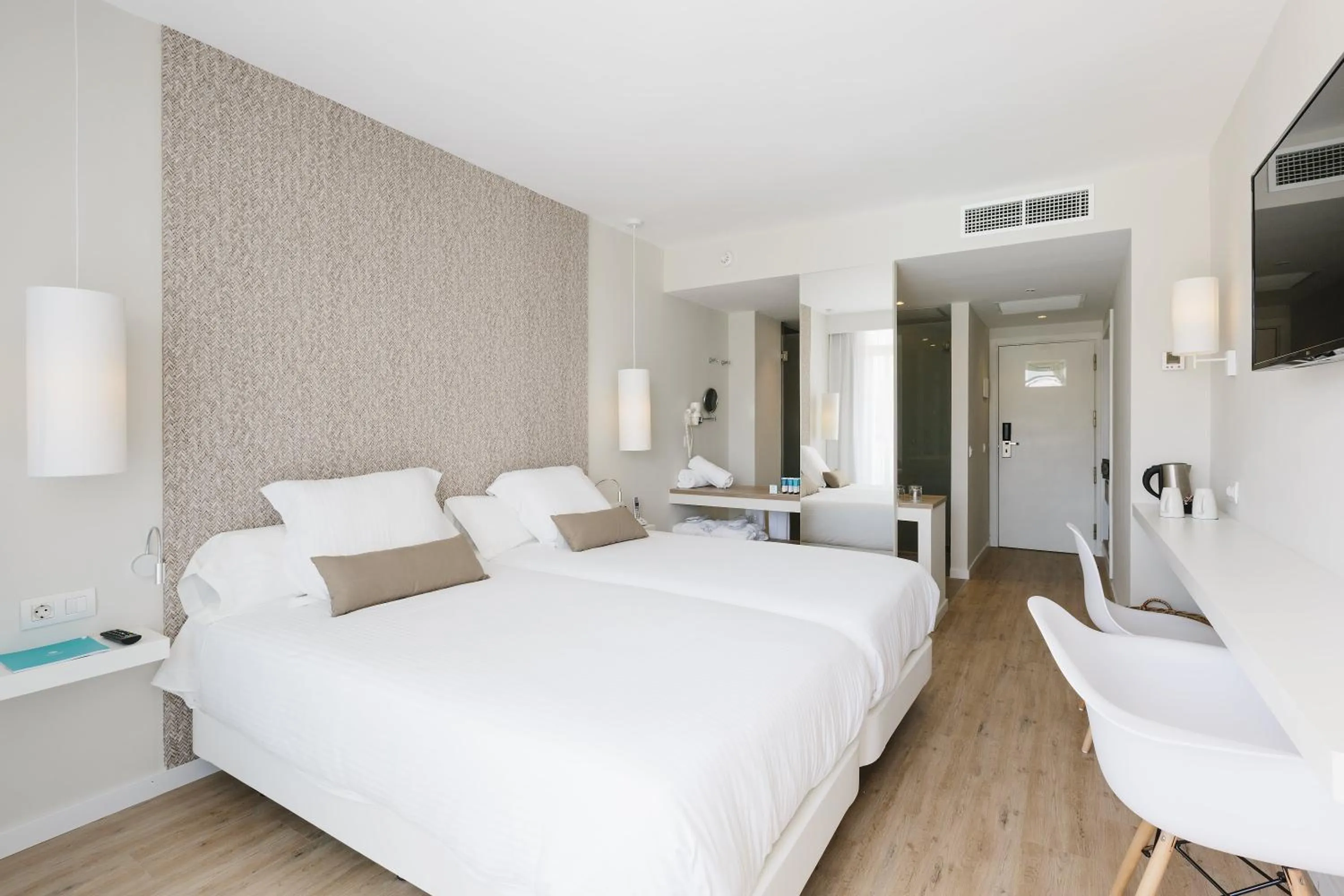 Double Frontal Sea View in AluaSoul Ibiza - Adults only