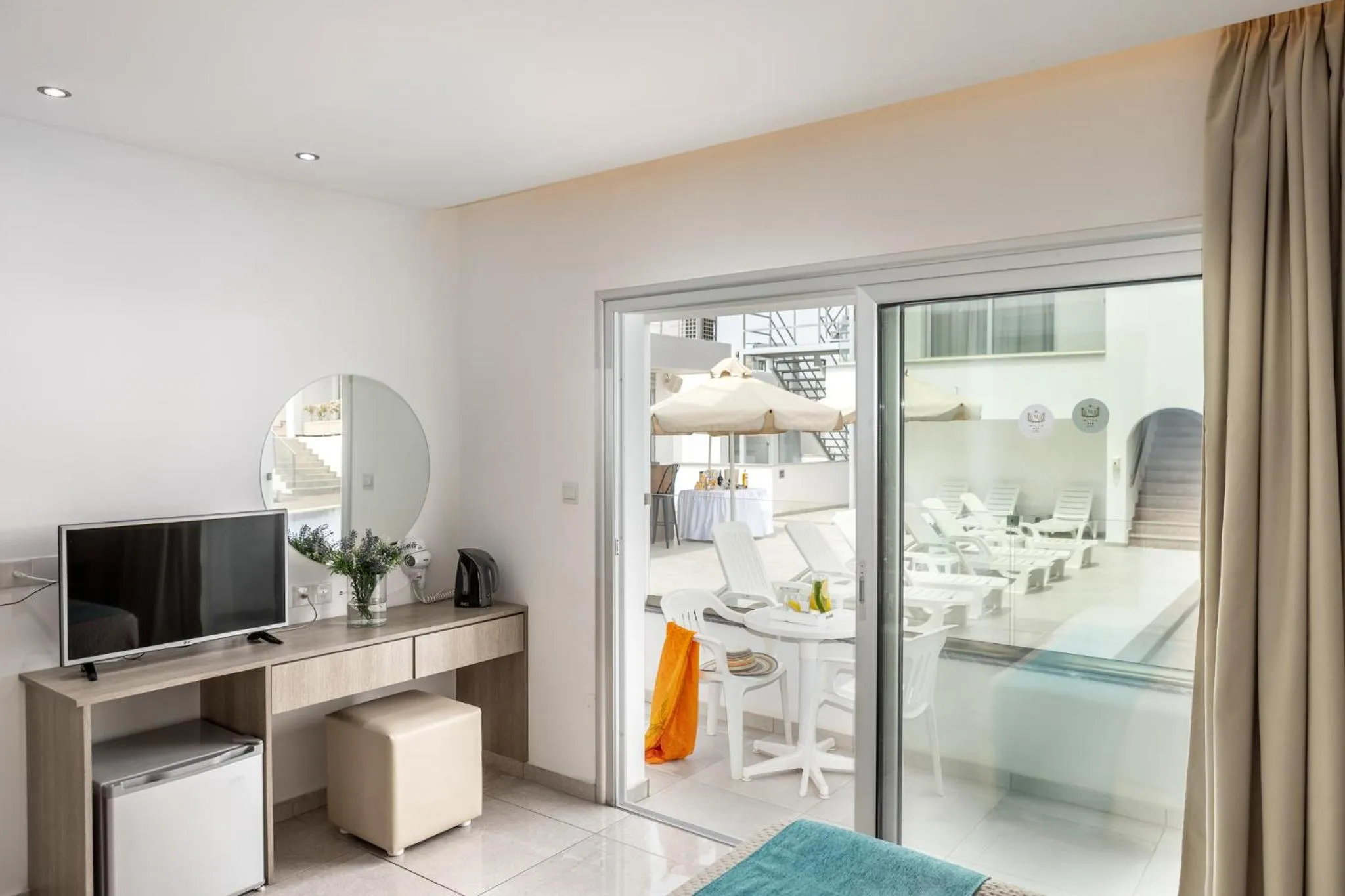 Twin/ Double Pool View in Milea Hotel