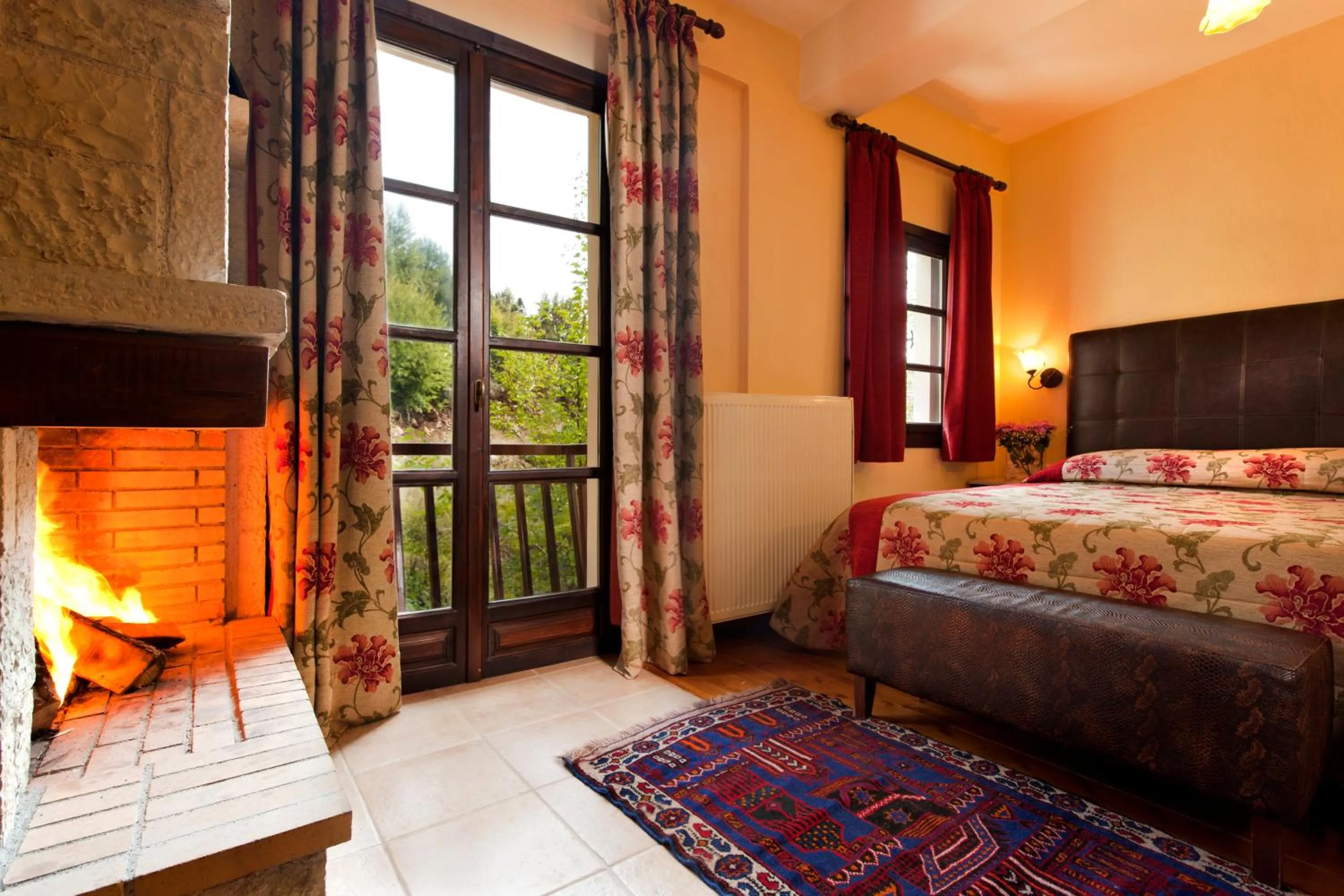 Deluxe Double Room with Spa Bath  in Mikri Arktos