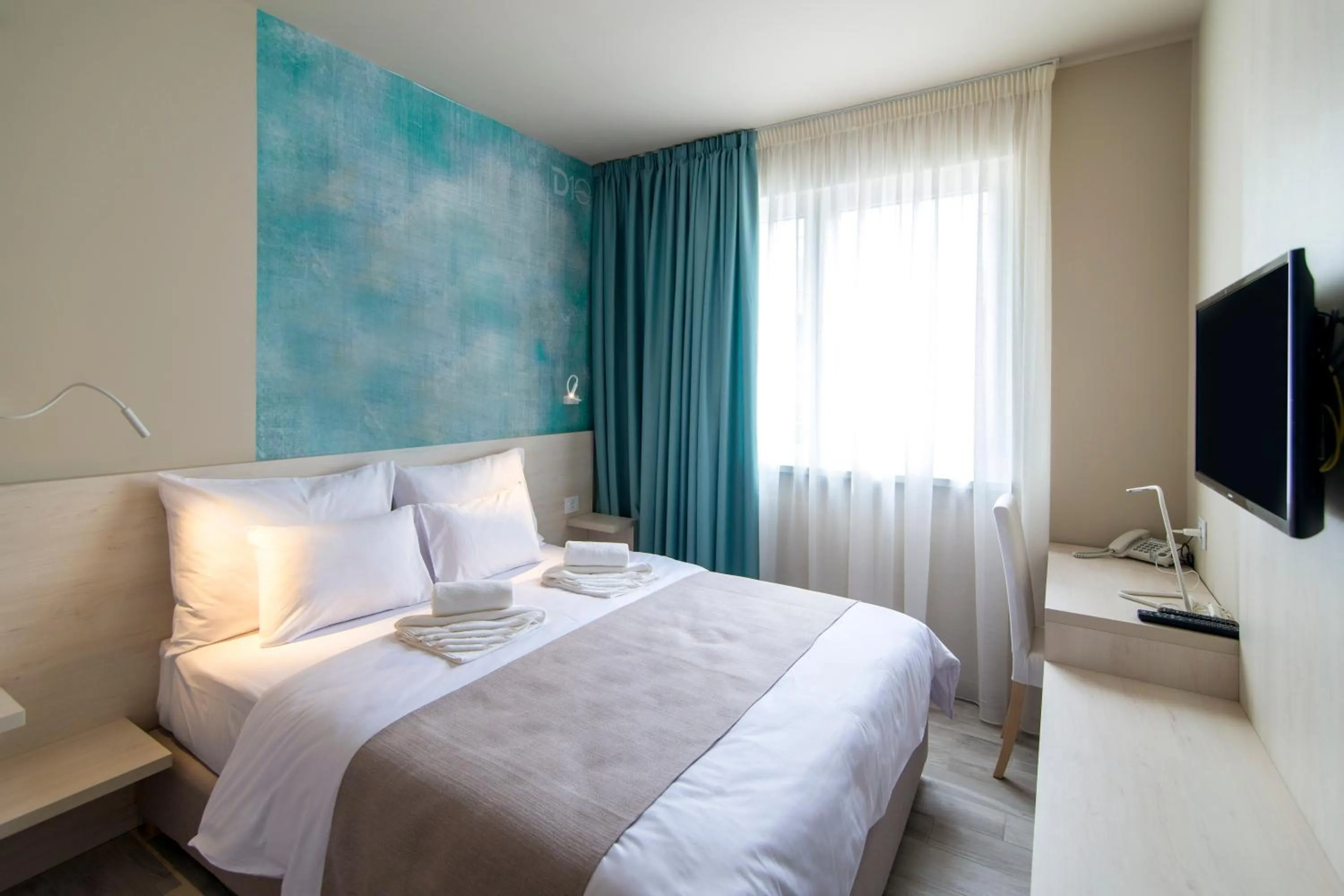Economy Double Room - single occupancy in Garni Hotel D10