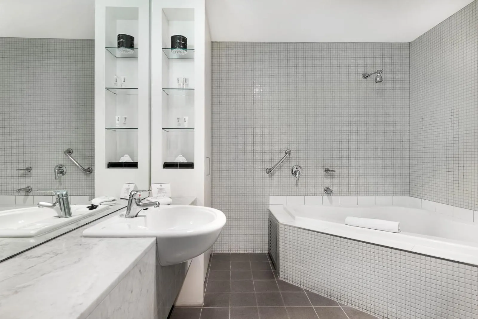 Standard Two-Bedroom Apartment in Melbourne CBD Central Apartment Hotel Official