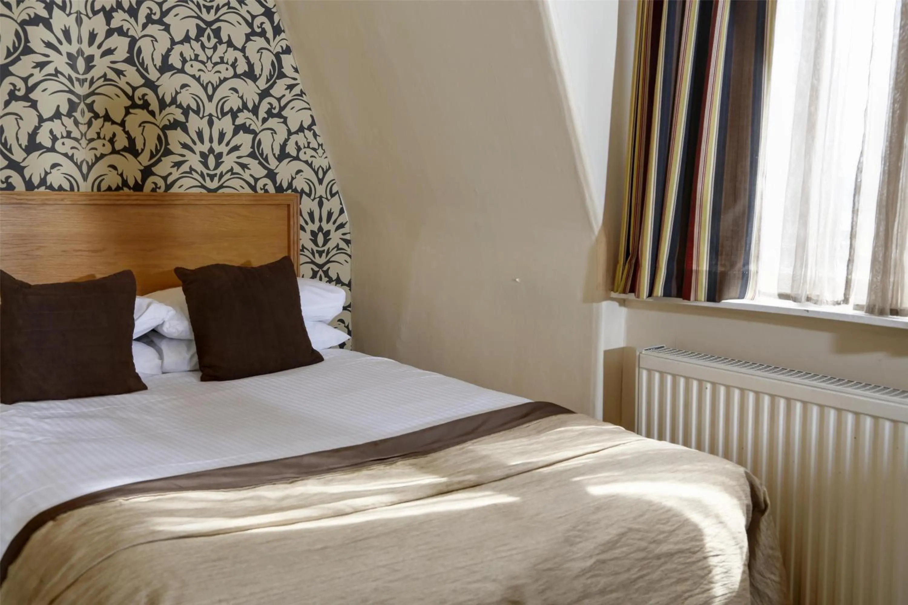 Standard Single Room in Best Western Queens Hotel