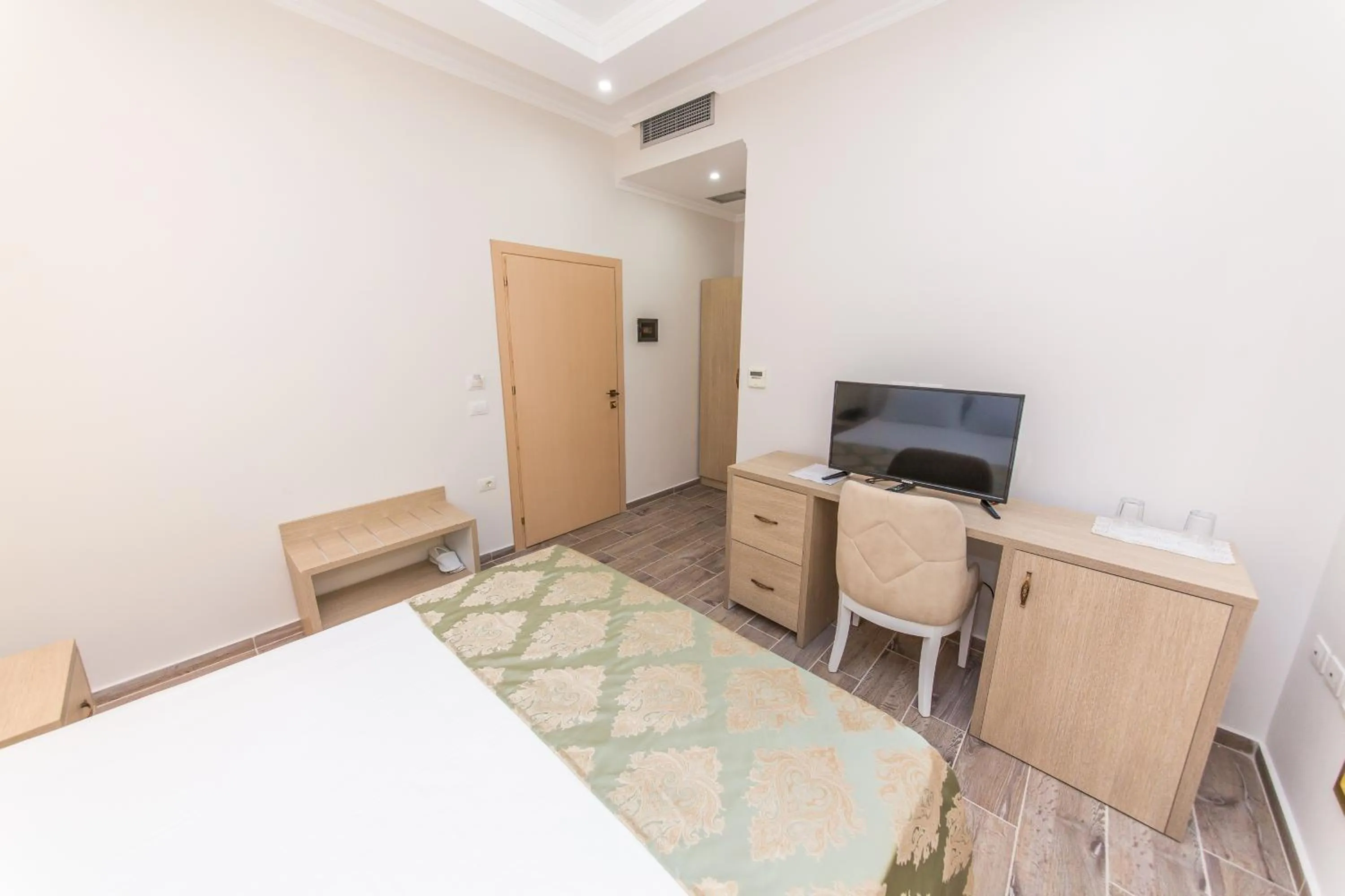 Special Offer - Standard Double Room with Wine Tasting Package  in Hotel Belagrita