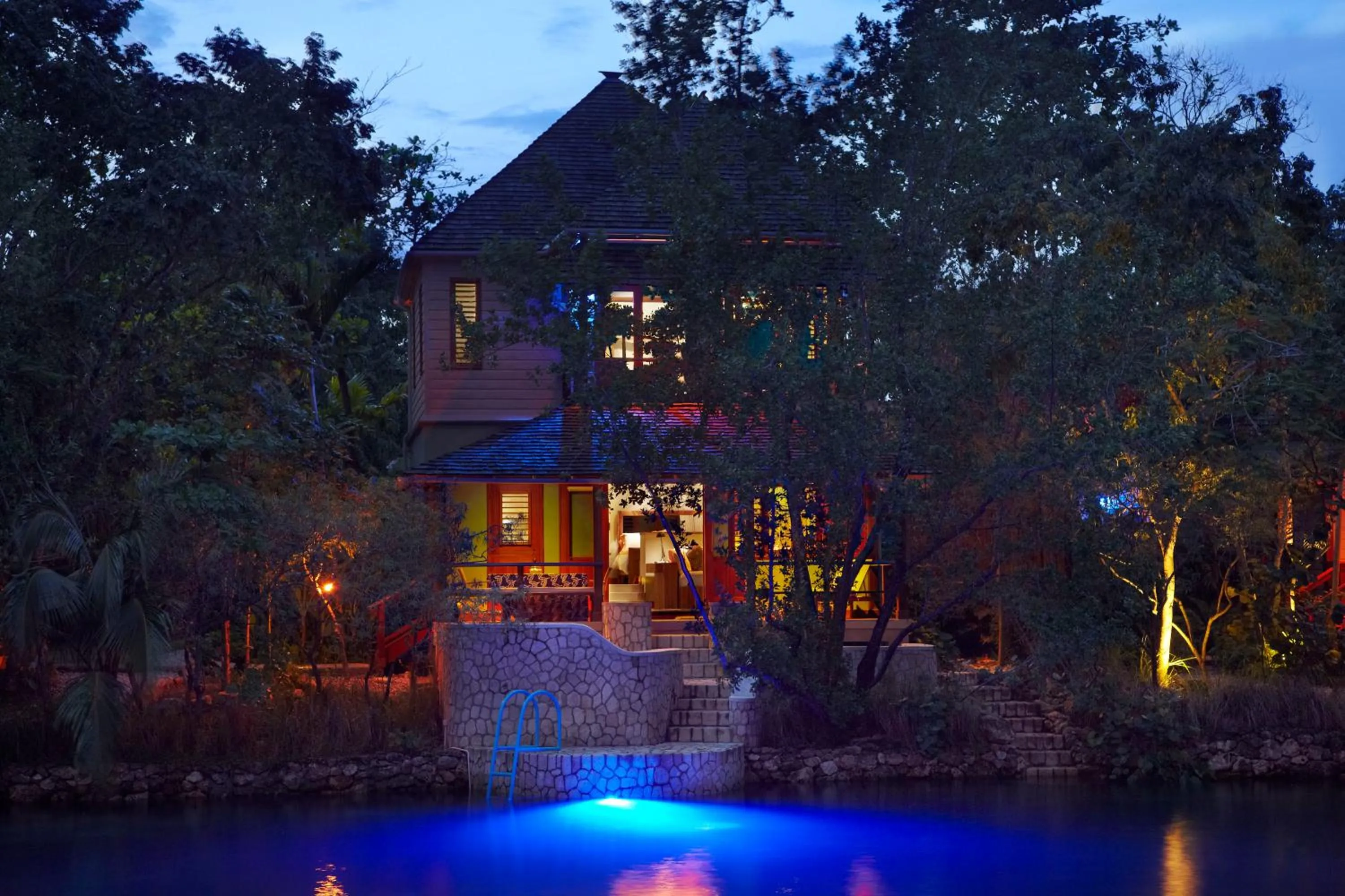 Two-Bedroom Lagoon Villa in GoldenEye