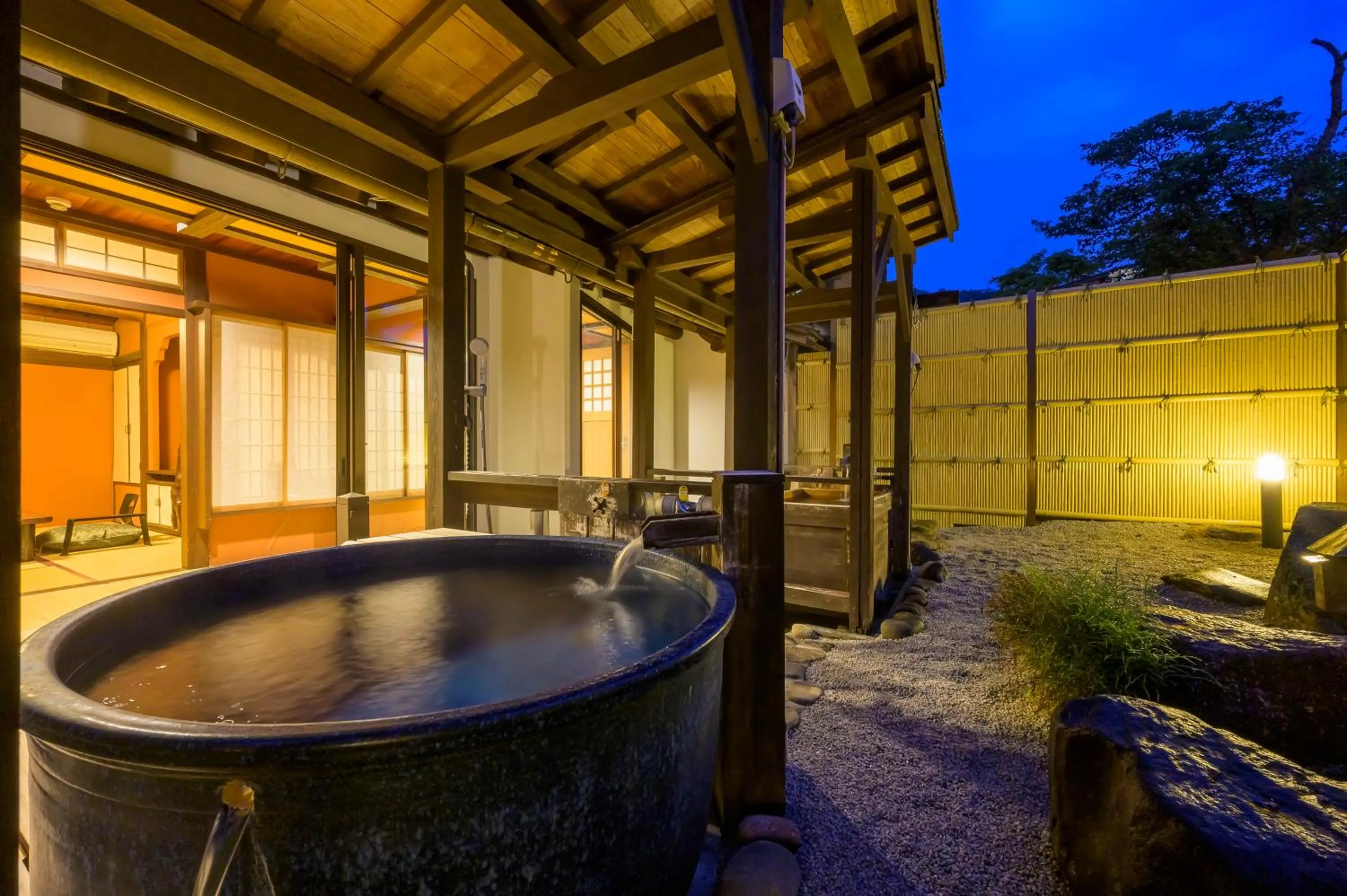 Suite with Hot Tub in Ryokan Ohashi