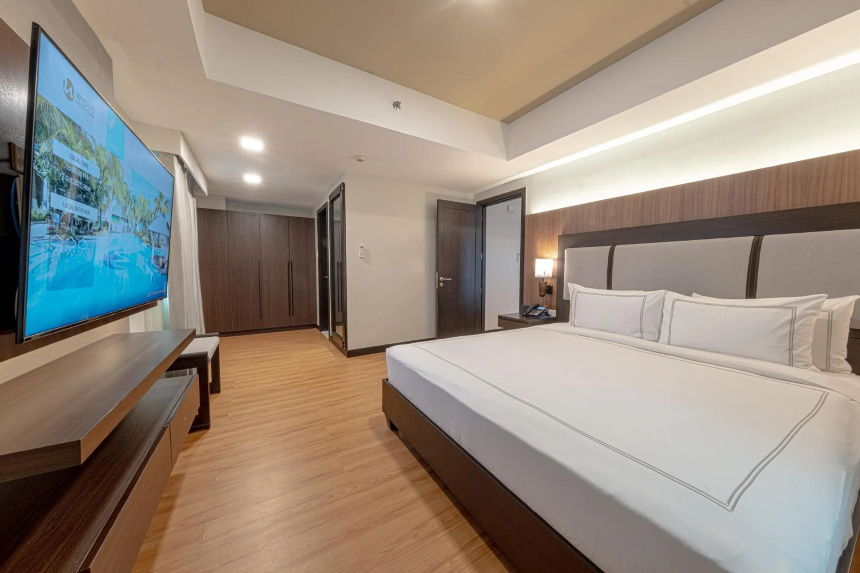 Premier Two-Bedroom Suite in Widus Hotel Clark