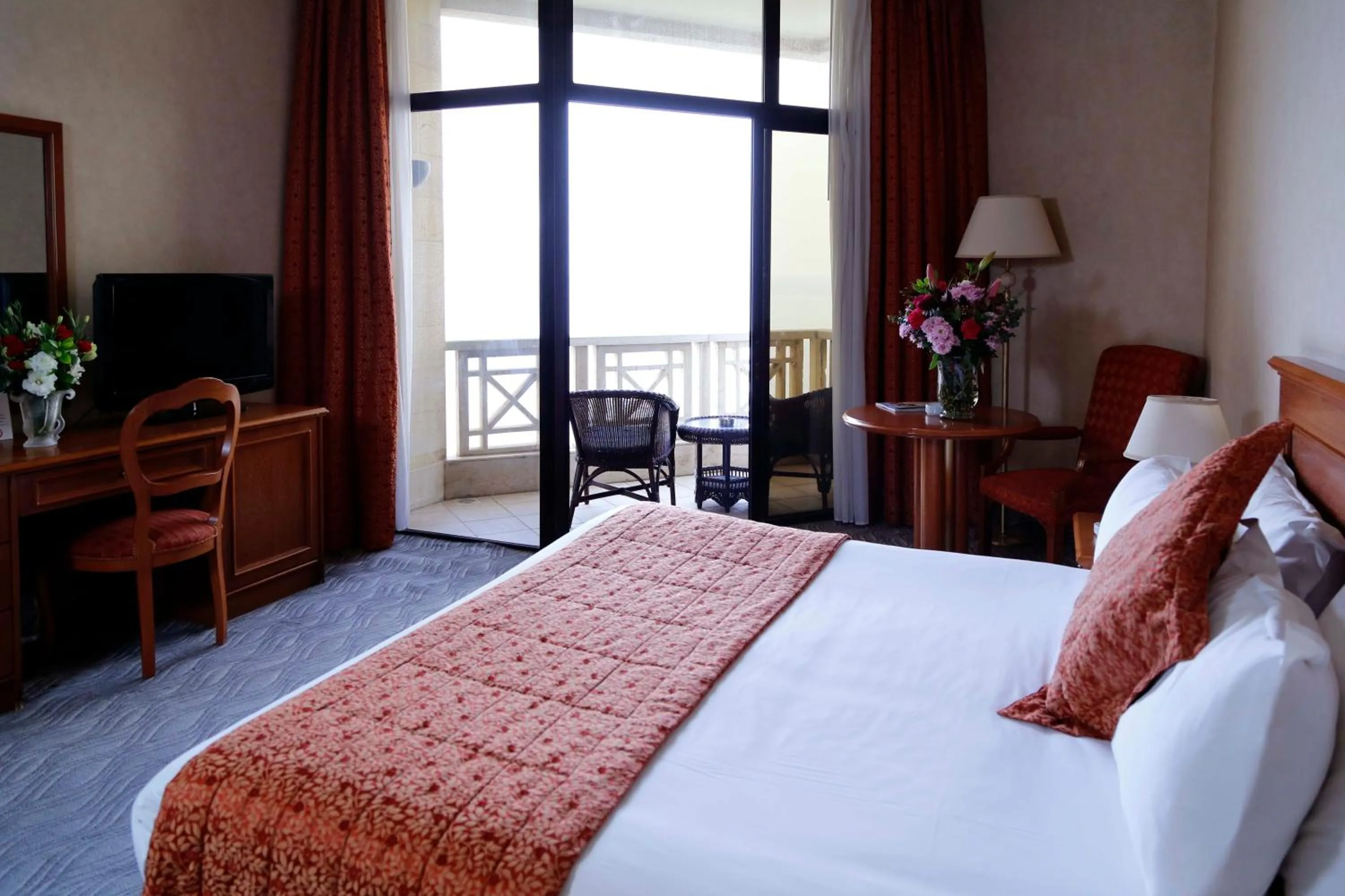 Premium Family Room with Sea View in Bayview Hotel Beirut