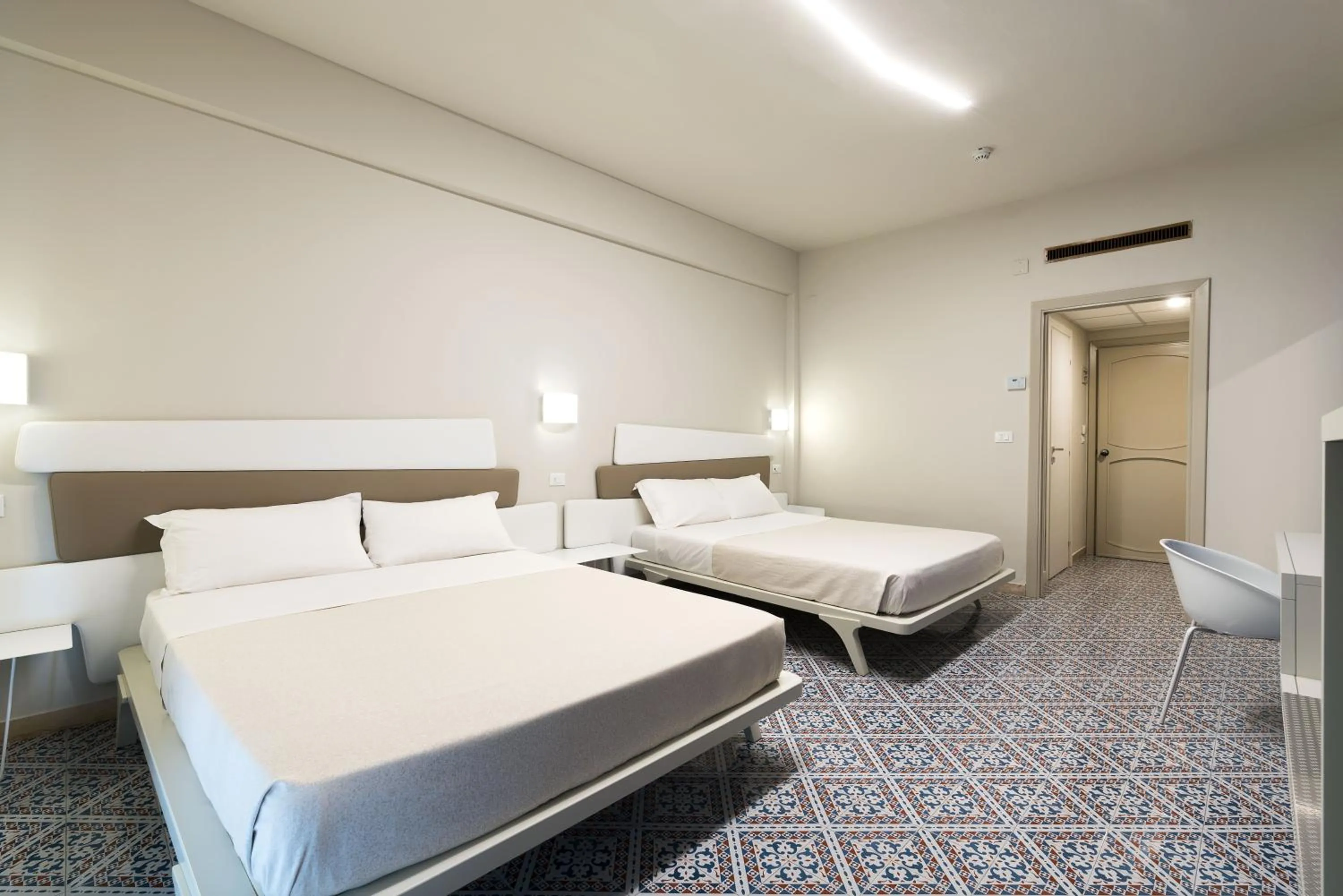Superior Twin Room in Saracen Sands Hotel & Congress Centre - Palermo