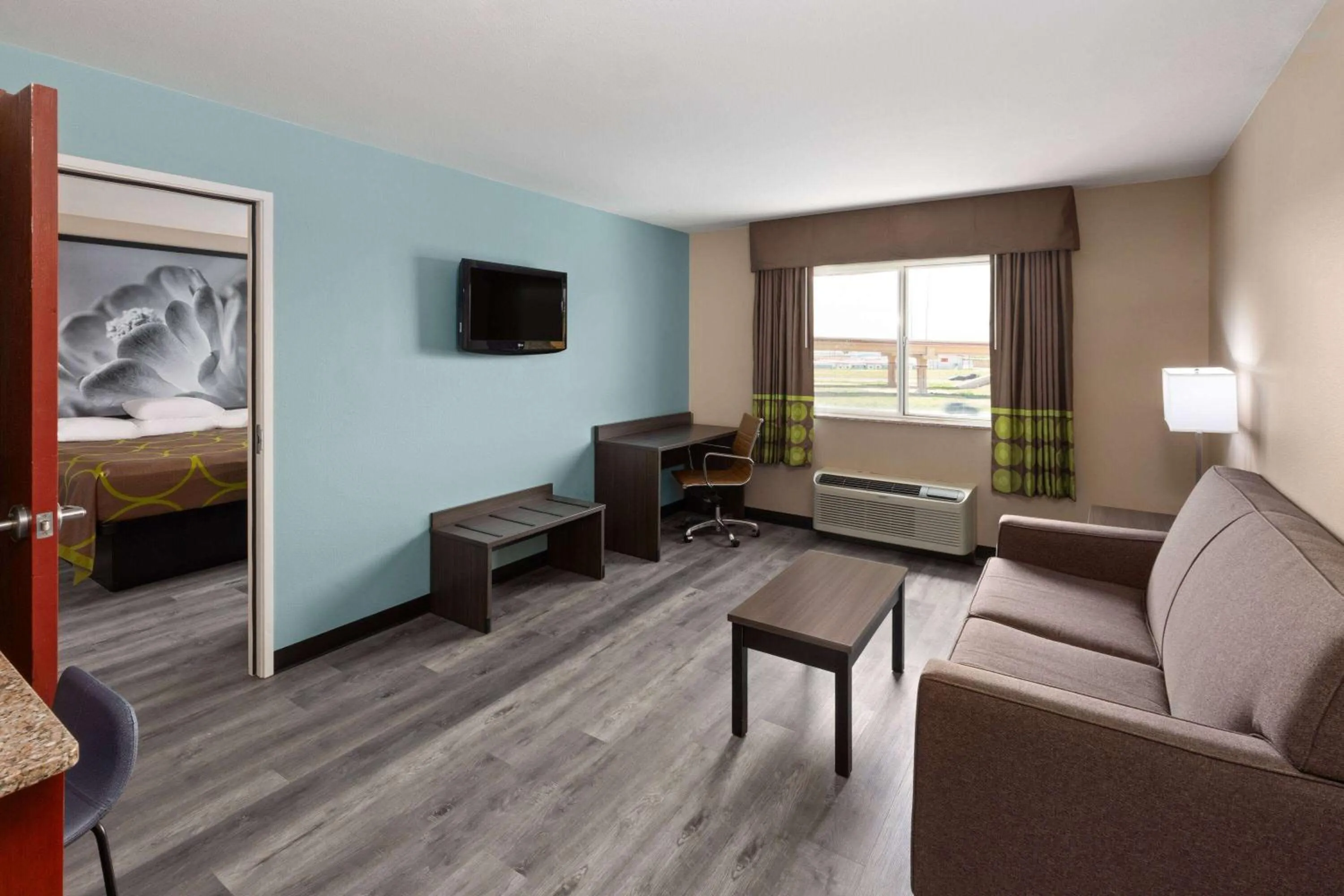 One-Bedroom Deluxe King Suite - Non-Smoking in Super 8 by Wyndham Lubbock West