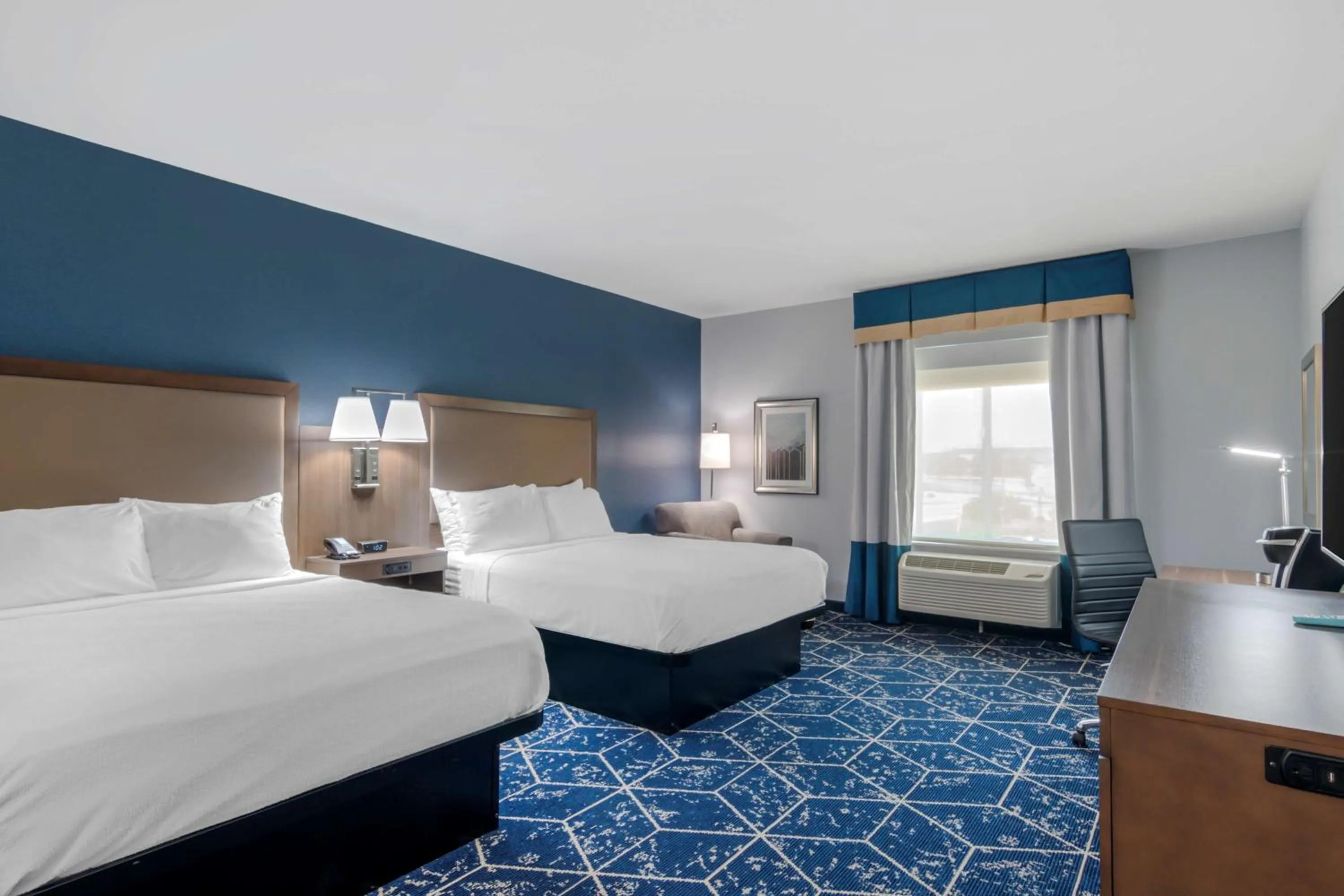 Queen Room with Two Queen Beds in Best Western Plus St. Louis Airport Hotel
