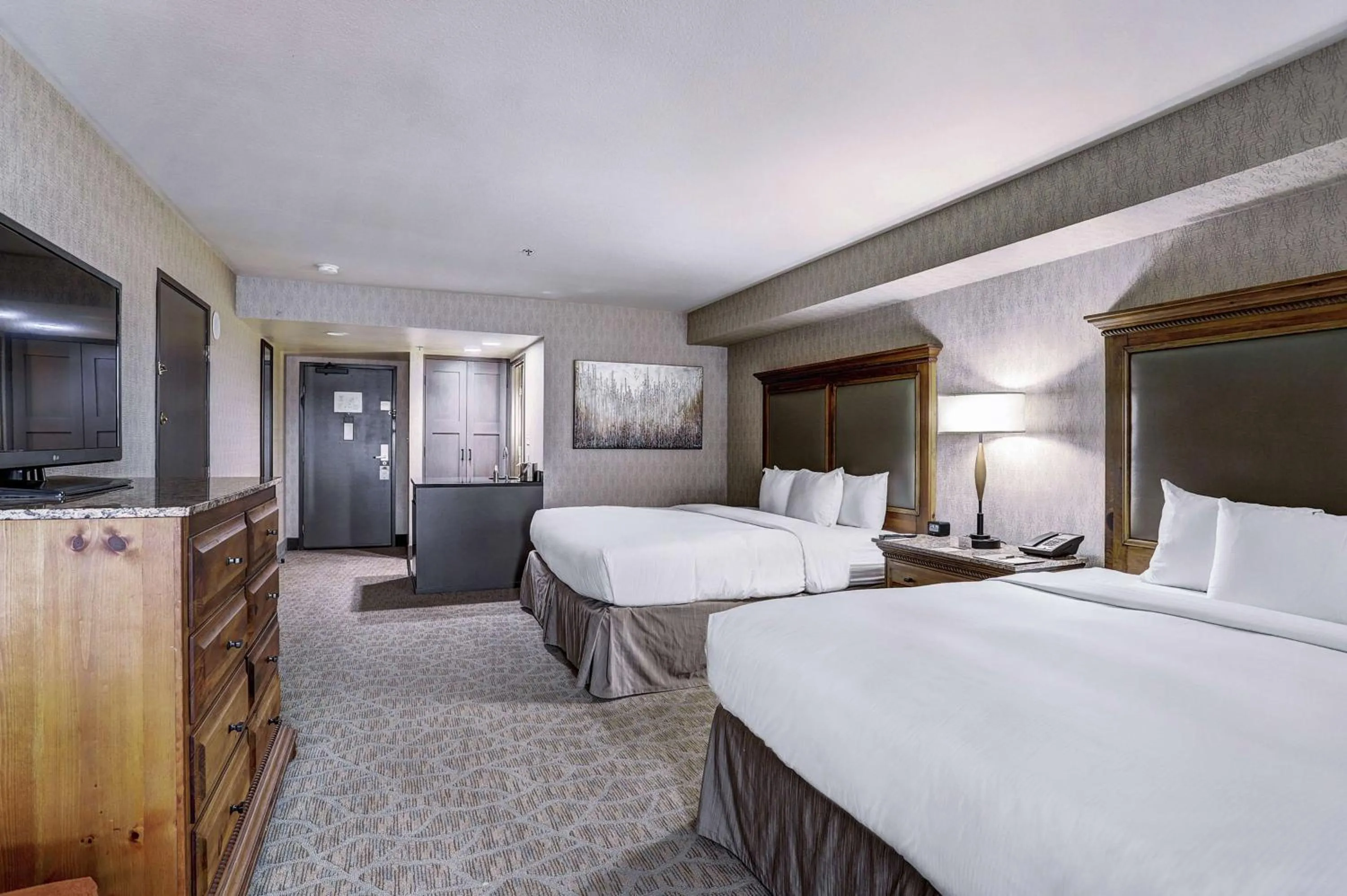 King Room with Two King Beds in Hotel Alpenrock Breckenridge, Curio Collection by Hilton