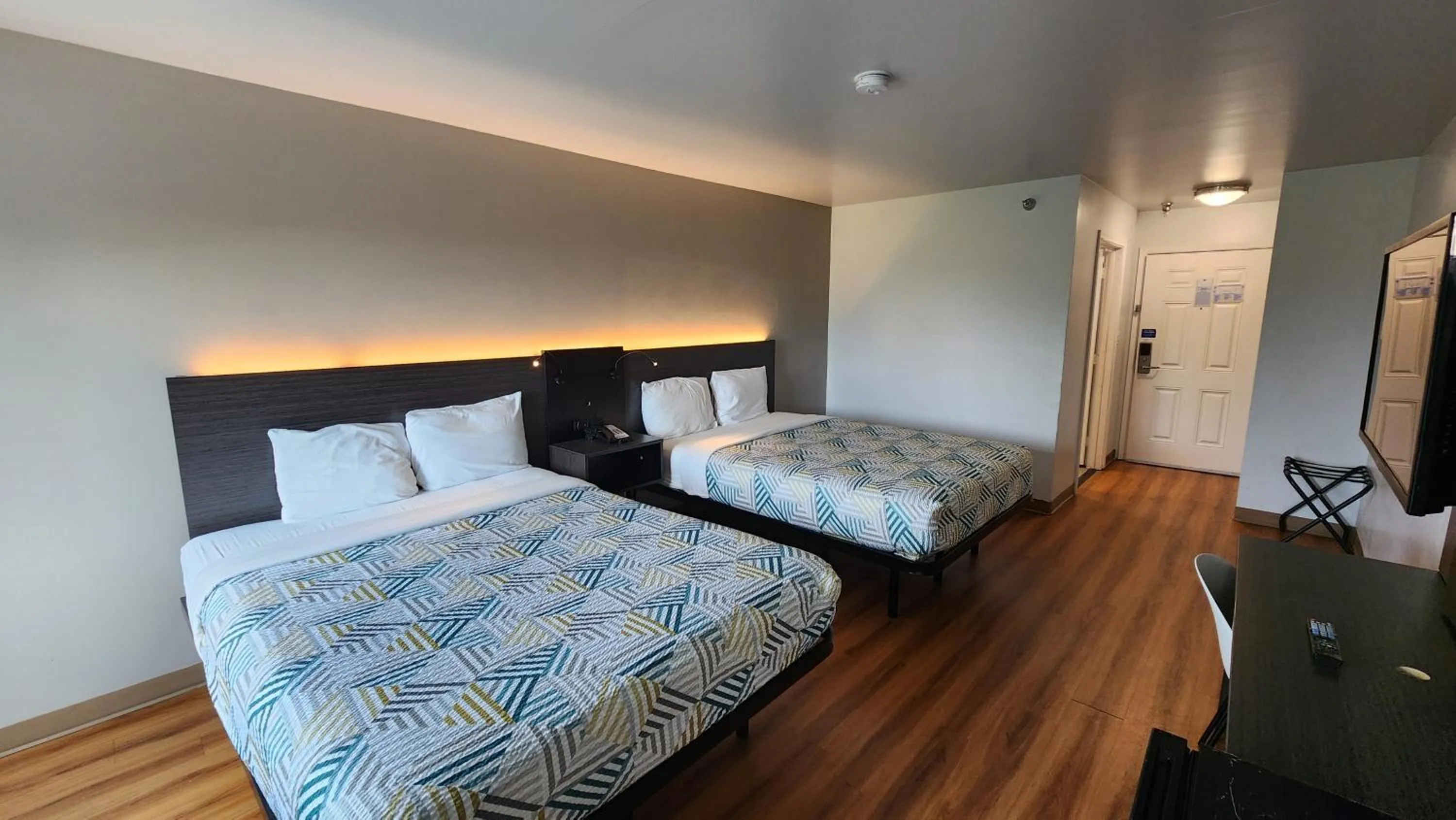 Queen Room with Two Queen Beds - Disability Access - Non-Smoking in Motel 6-Ennis, TX