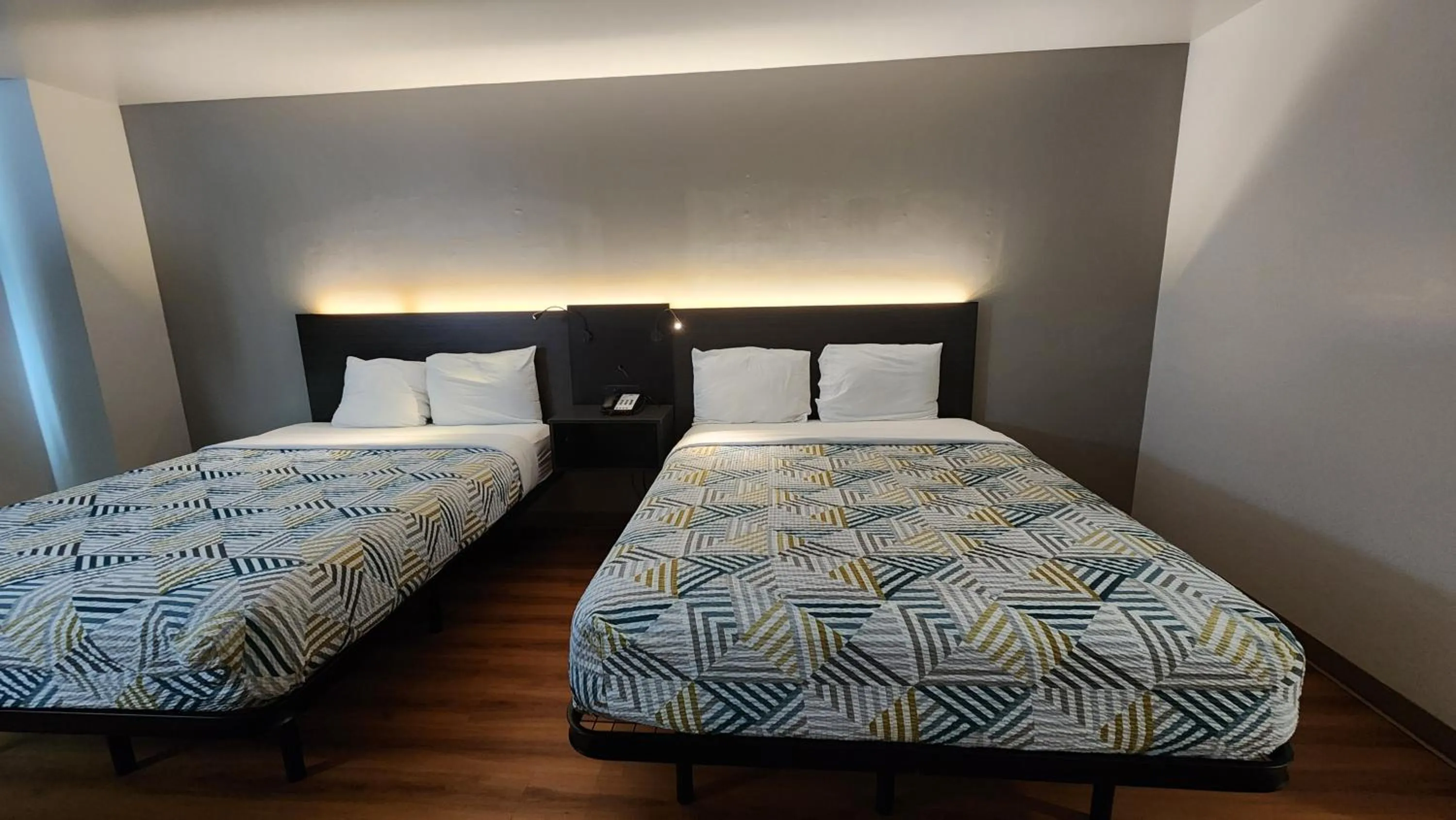 Queen Room with Two Queen Beds - Disability Access - Smoking in Motel 6-Ennis, TX