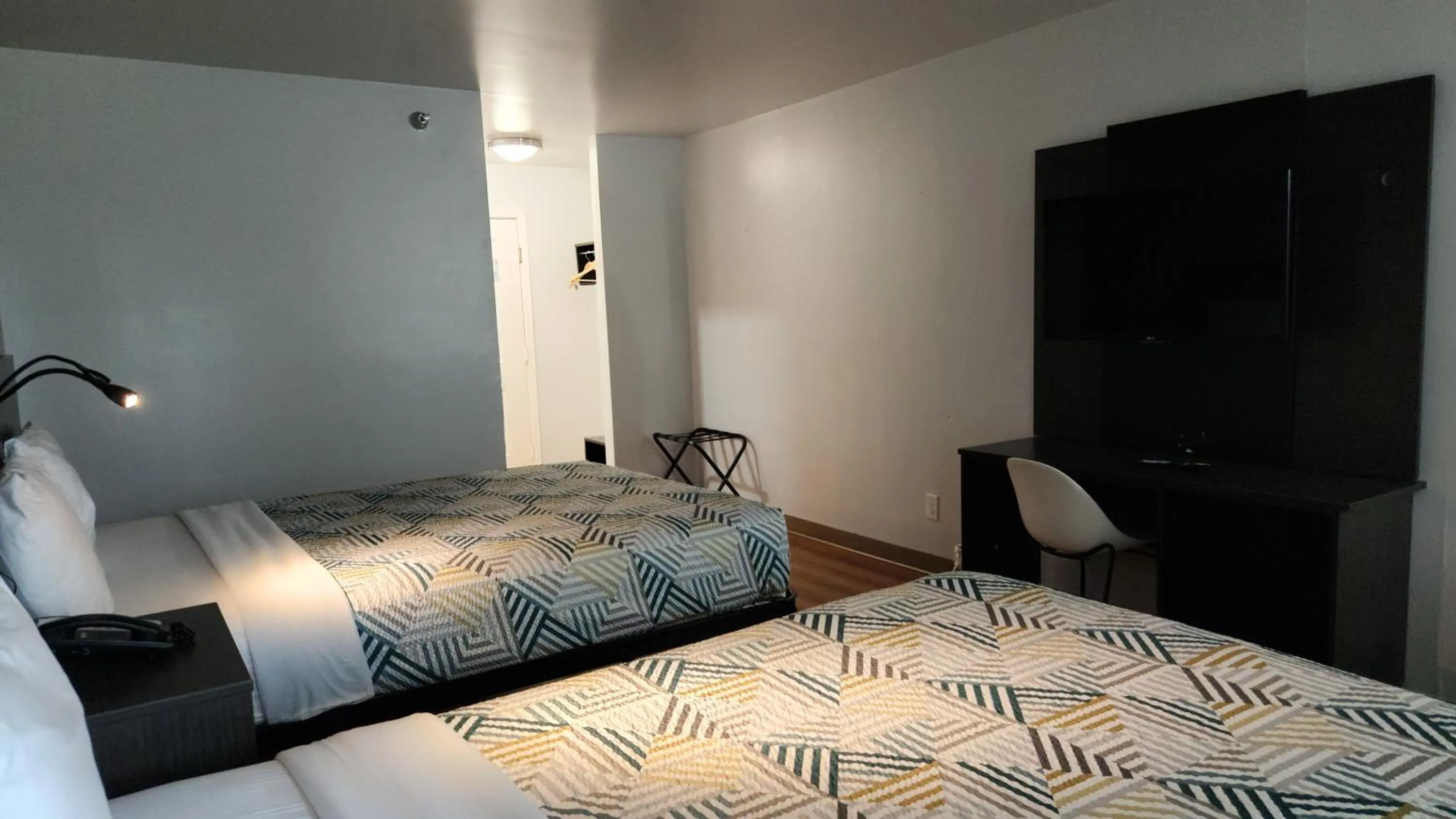 Queen Room with Two Queen Beds - Disability Access - Smoking in Motel 6-Ennis, TX