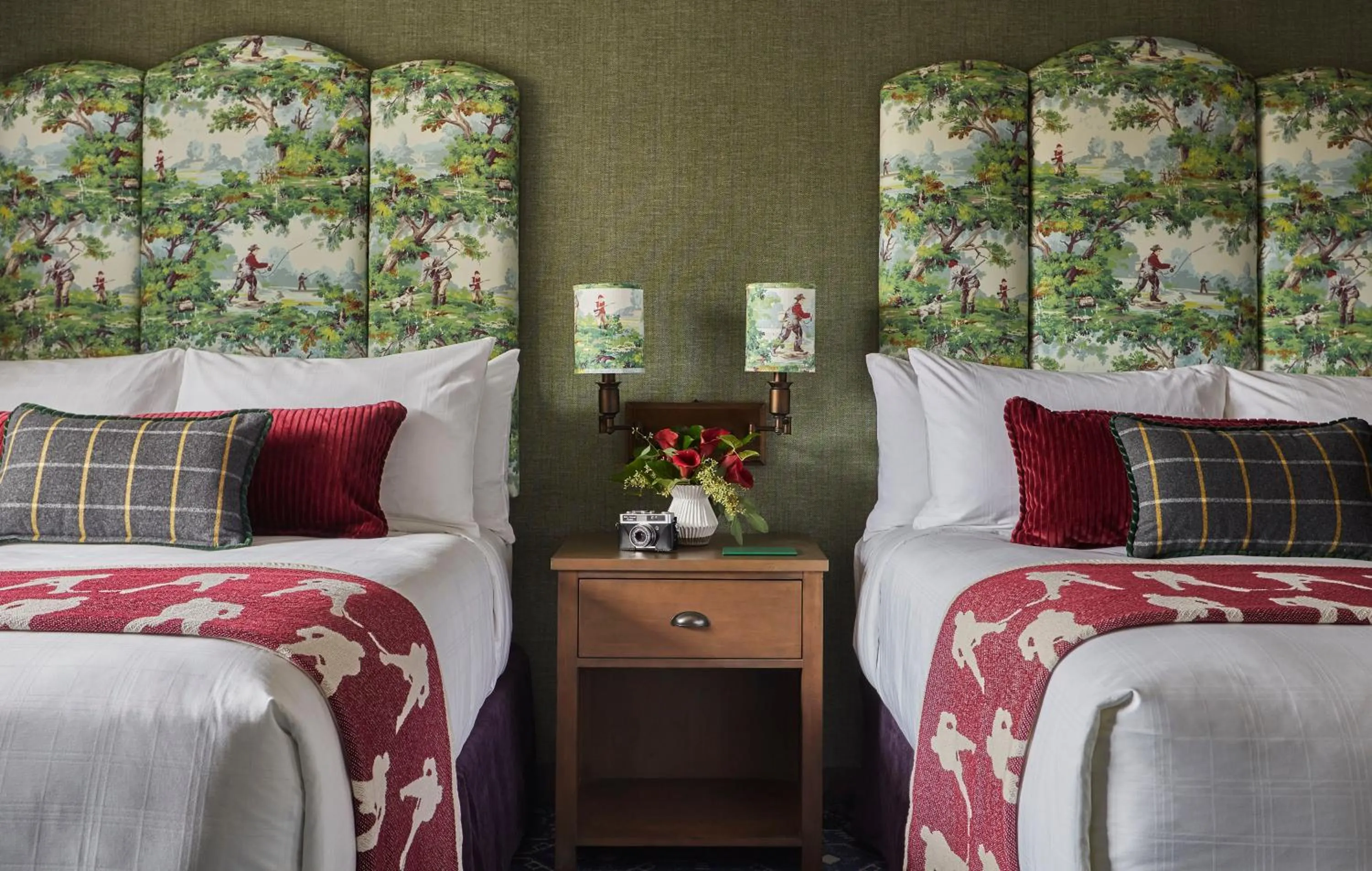 Graduate Queen Room with Two Queen Beds in Graduate by Hilton Minneapolis