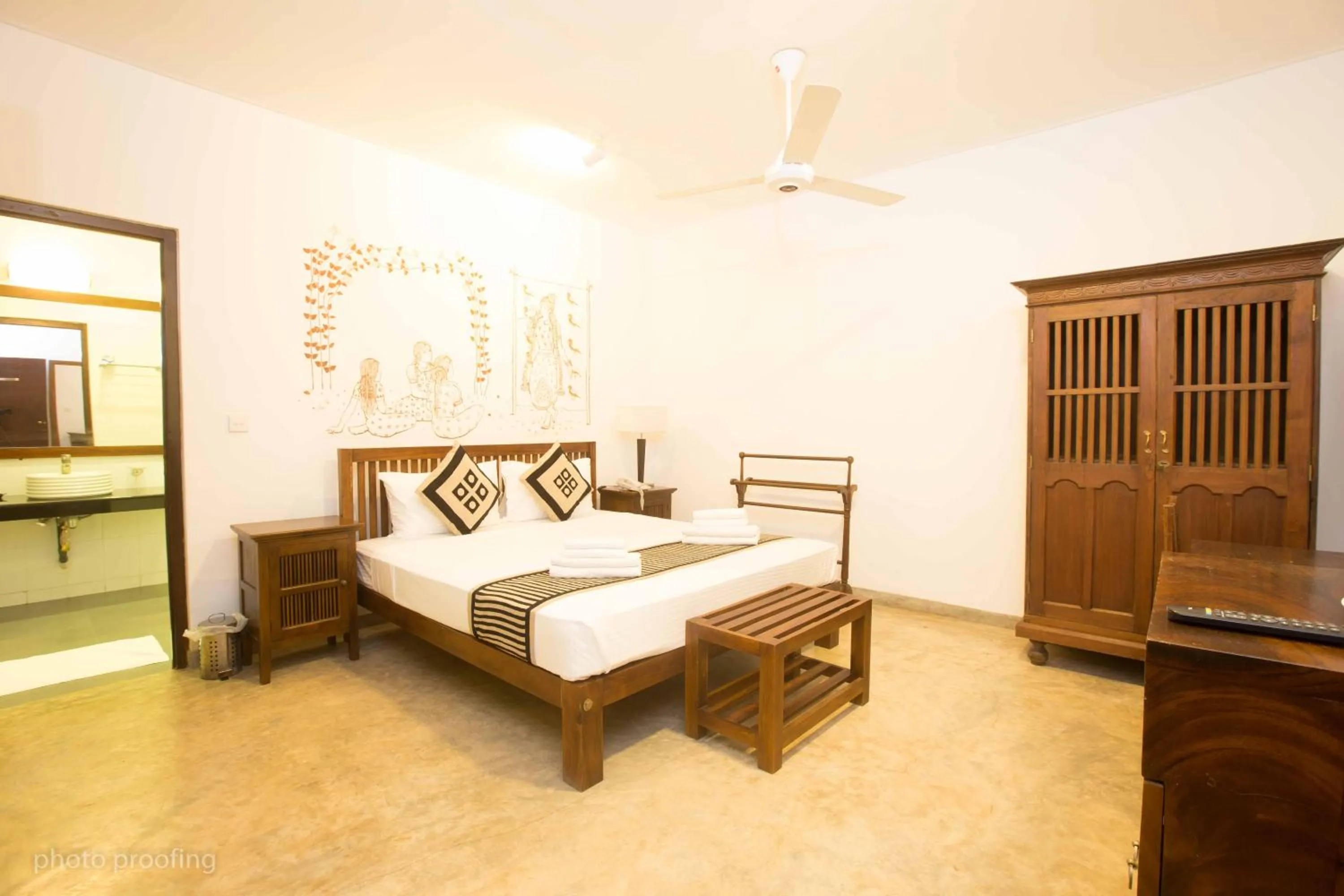 Deluxe Double Room in Jaffna Heritage Villa