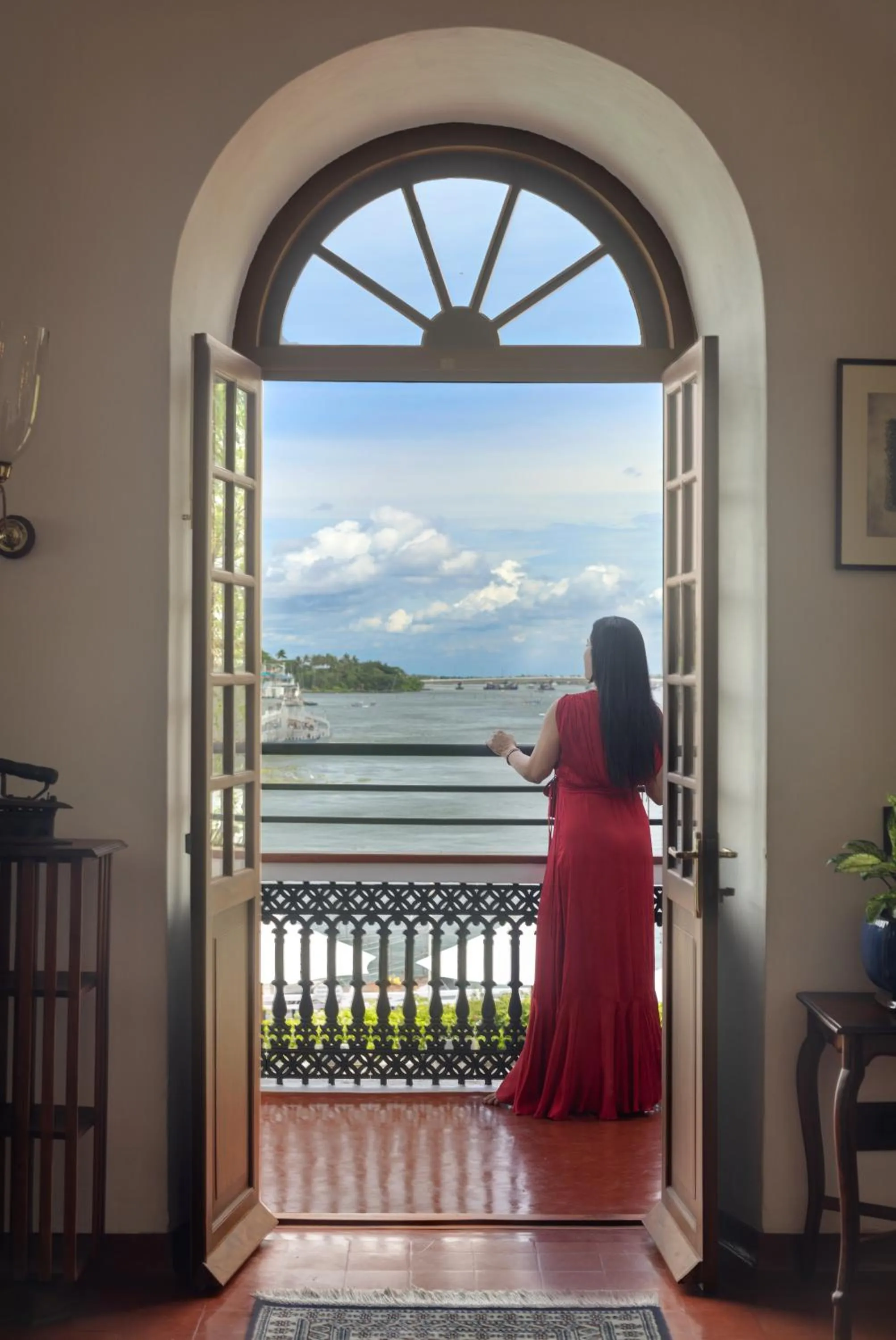 Deluxe Sea Facing Suite with Balcony - Complimentary Sunset cruise for 45 minutes | 20% discount on Ayurveda massage in Brunton Boatyard - A CGH Earth Experience