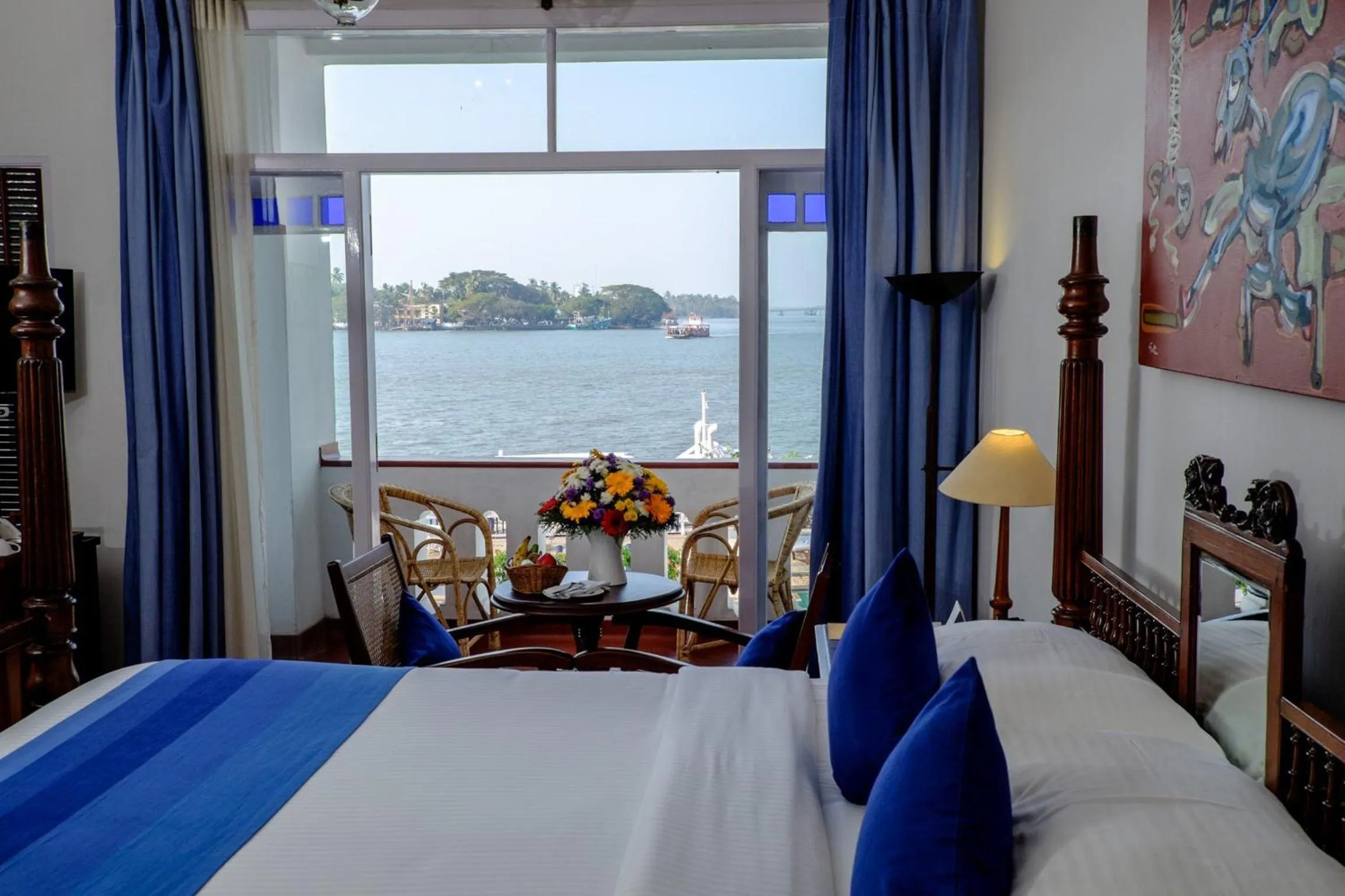 Sea Facing room with complimentary sunset Cruise for 45 minutes in Brunton Boatyard - A CGH Earth Experience