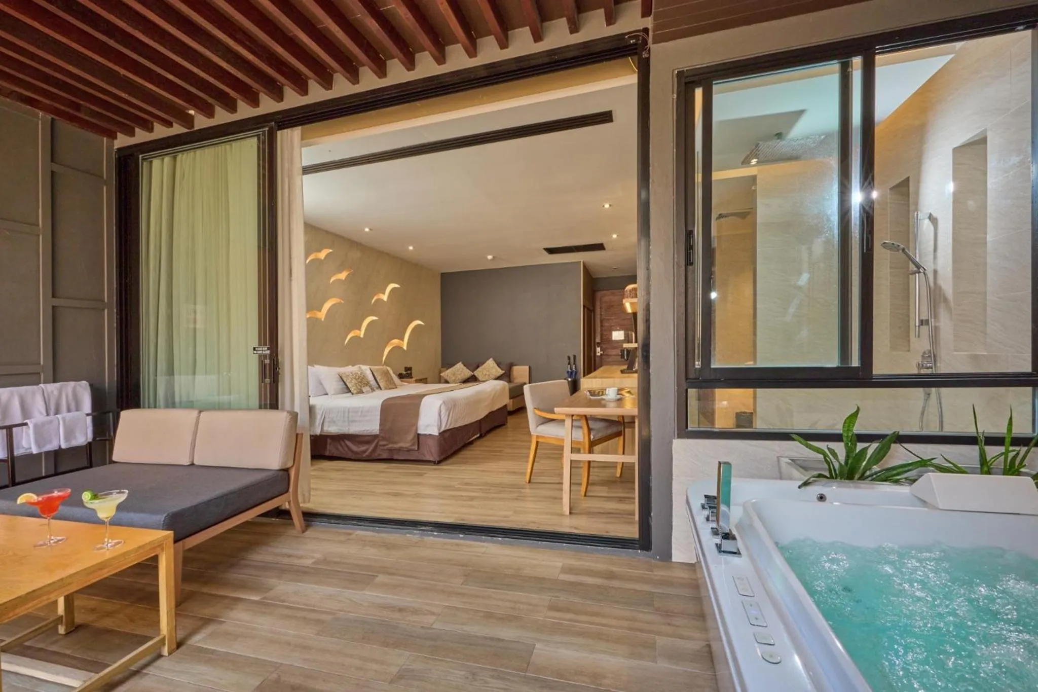 Jacuzzi Suite in The Yana Villas Hua Hin