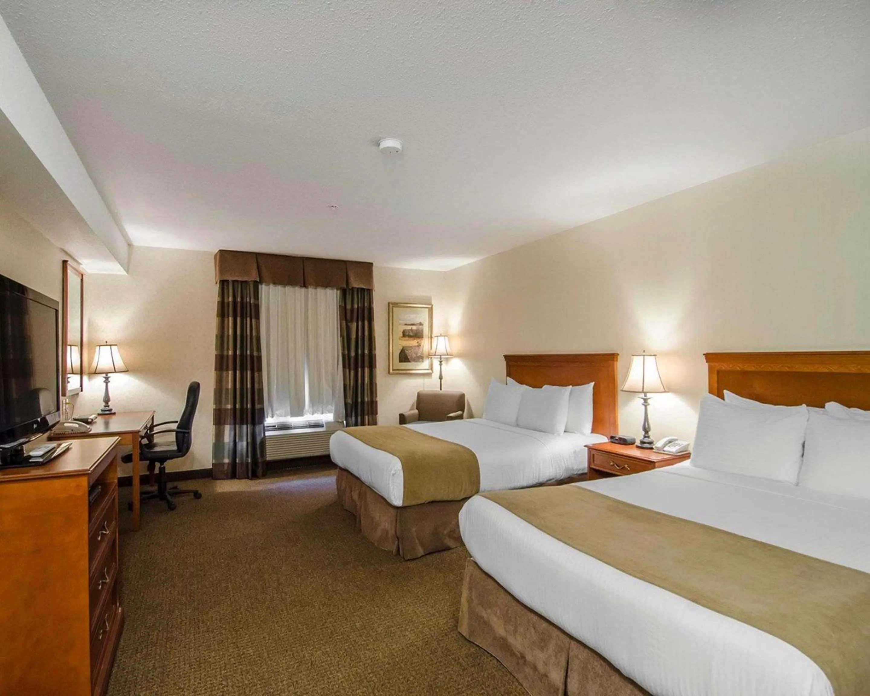 Standard Queen Room with Two Queen Beds and Sofa Bed - Non-Smoking in Quality Inn & Suites Grand Prairie
