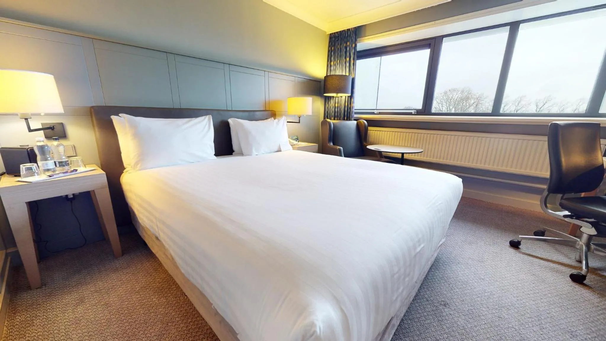 Premium Room in Holiday Inn Cardiff City Centre by IHG