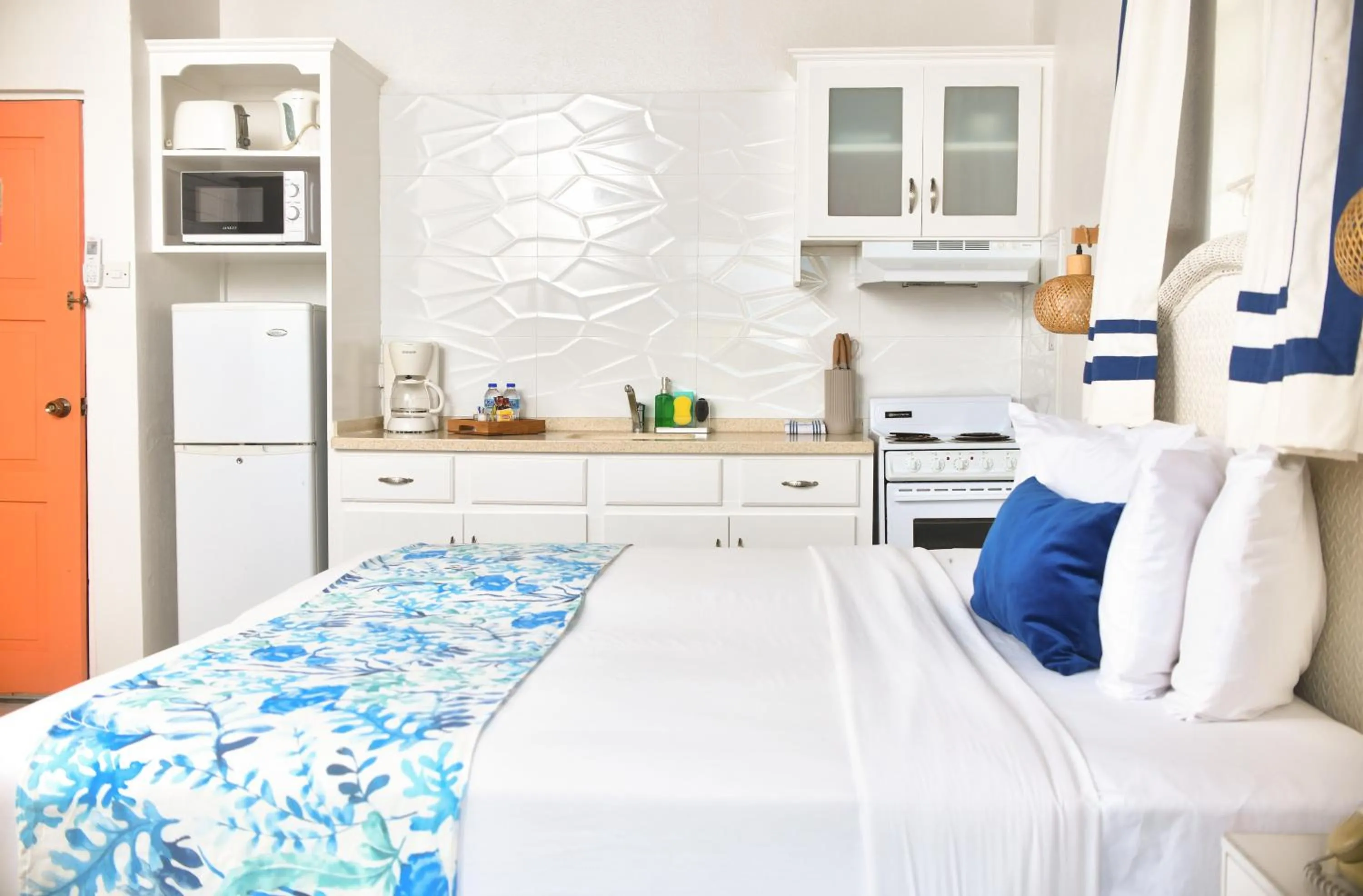 King Studio in Melbourne Inn