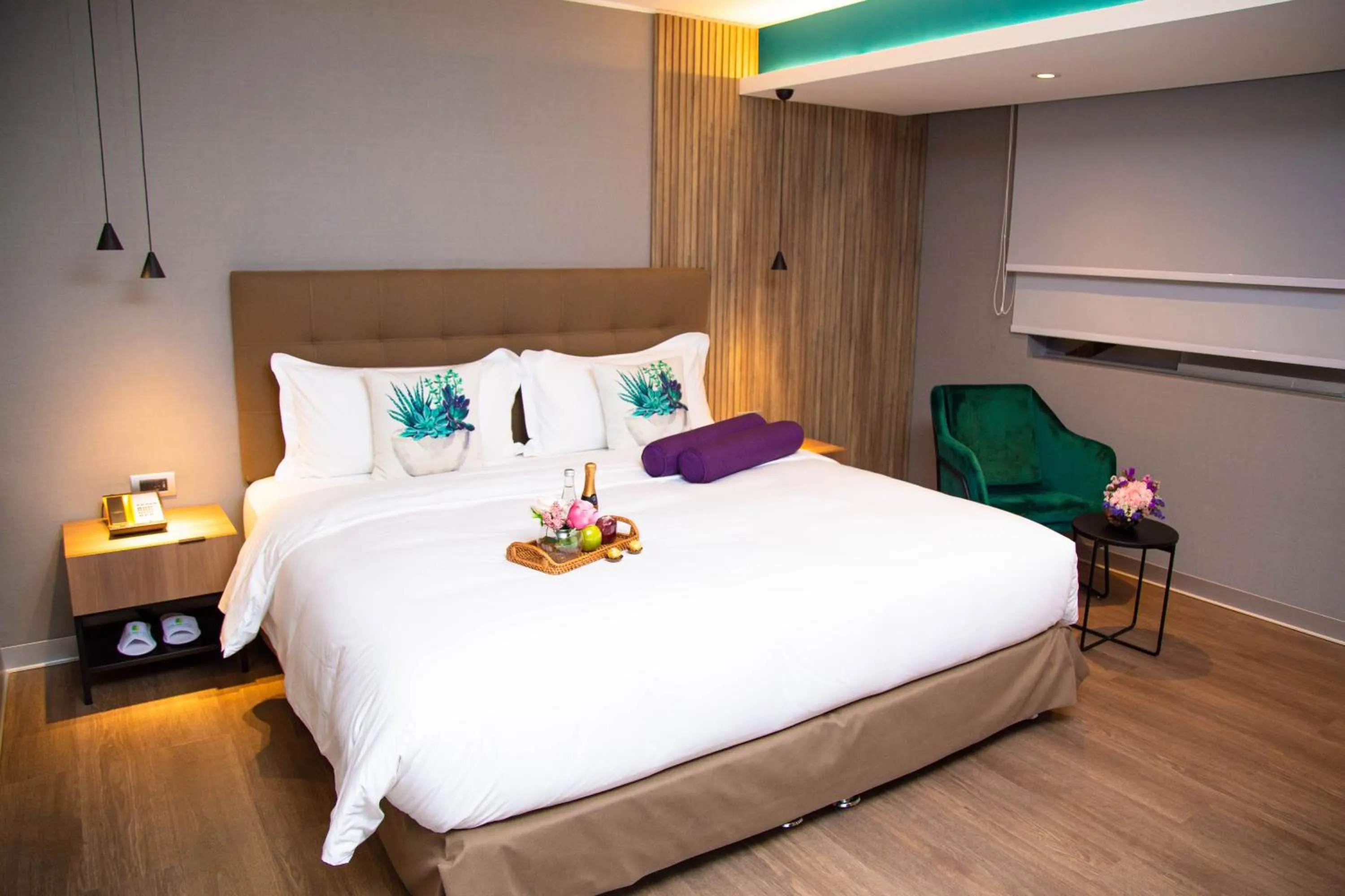 Deluxe Suite with Spa Bath in Palmetto Hotel Business San Borja