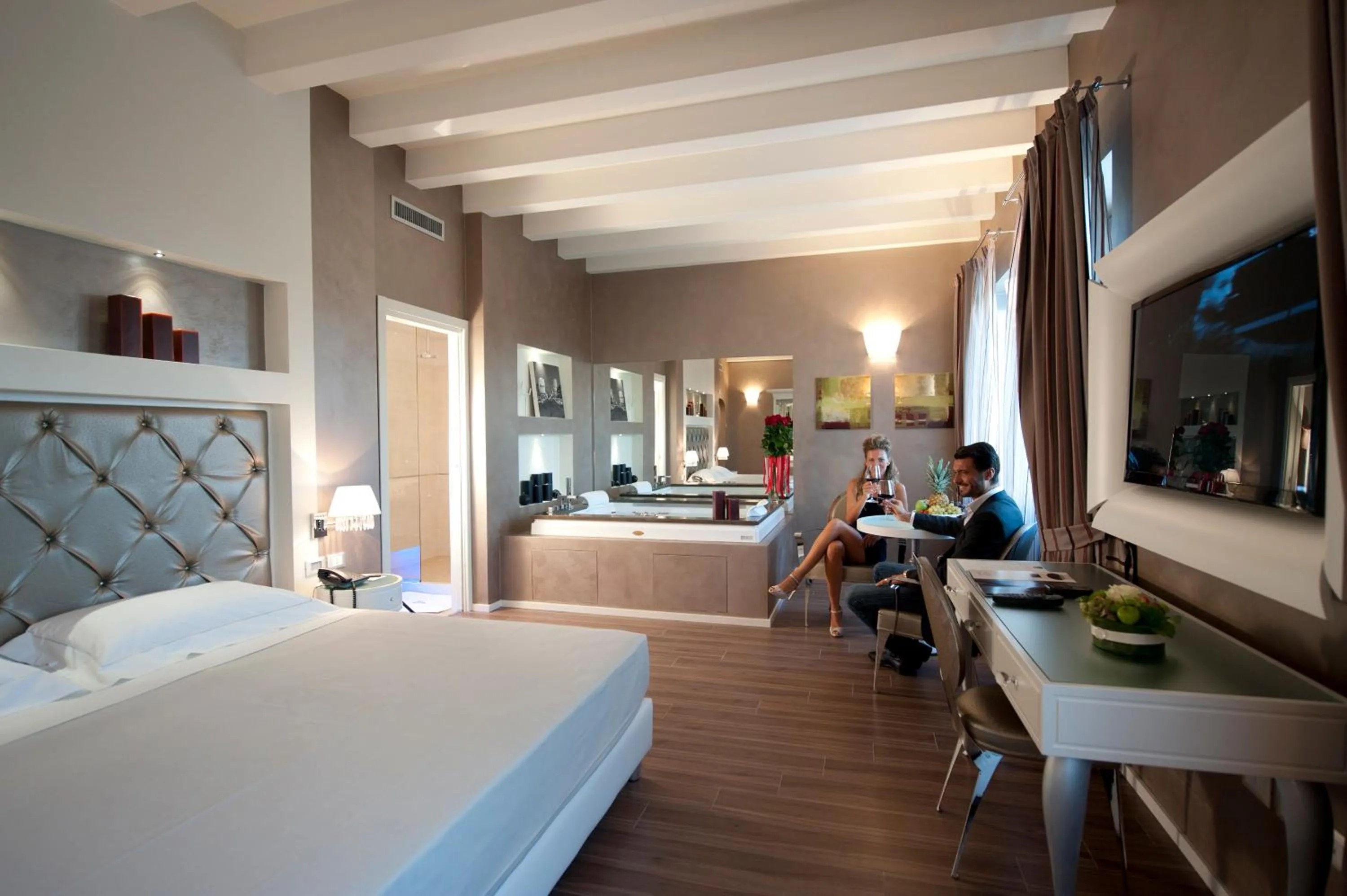 Junior Suite - single occupancy in Hotel Morgana