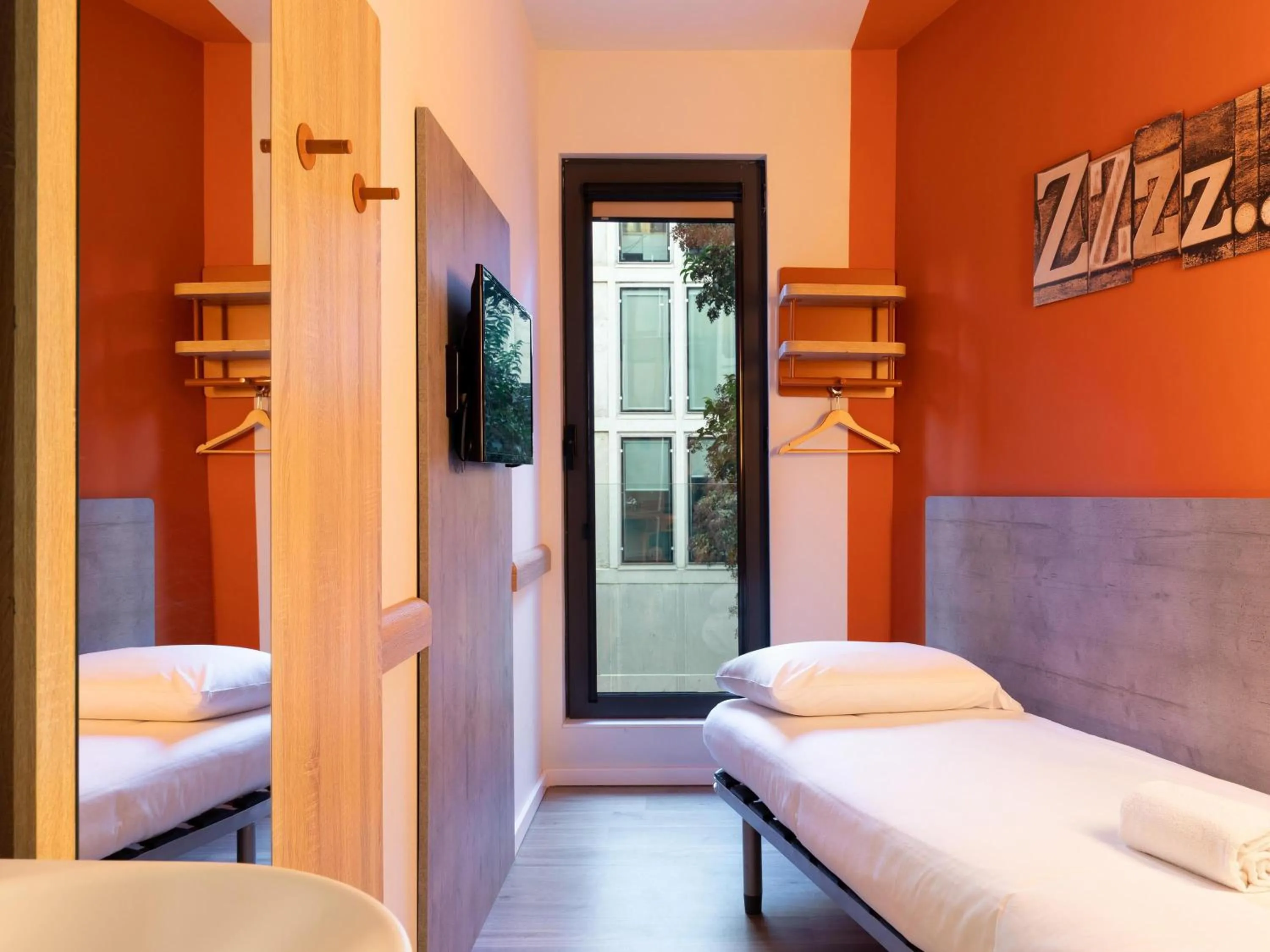 Standard Single Room in Ibis Budget Madrid Centro Lavapies