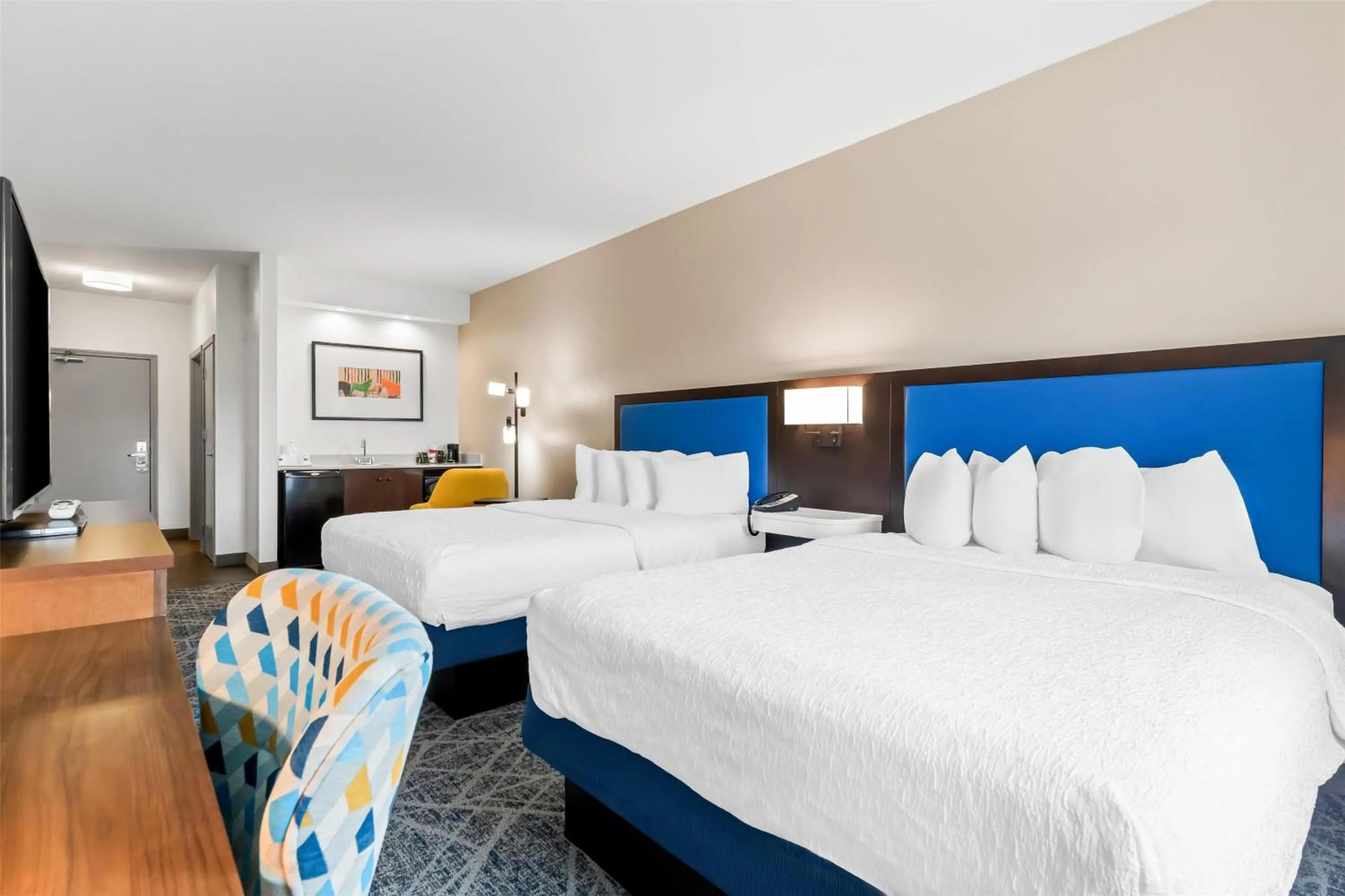 Deluxe Queen Room with Two Queen Beds - Non-Smoking in Hampton Inn Laramie