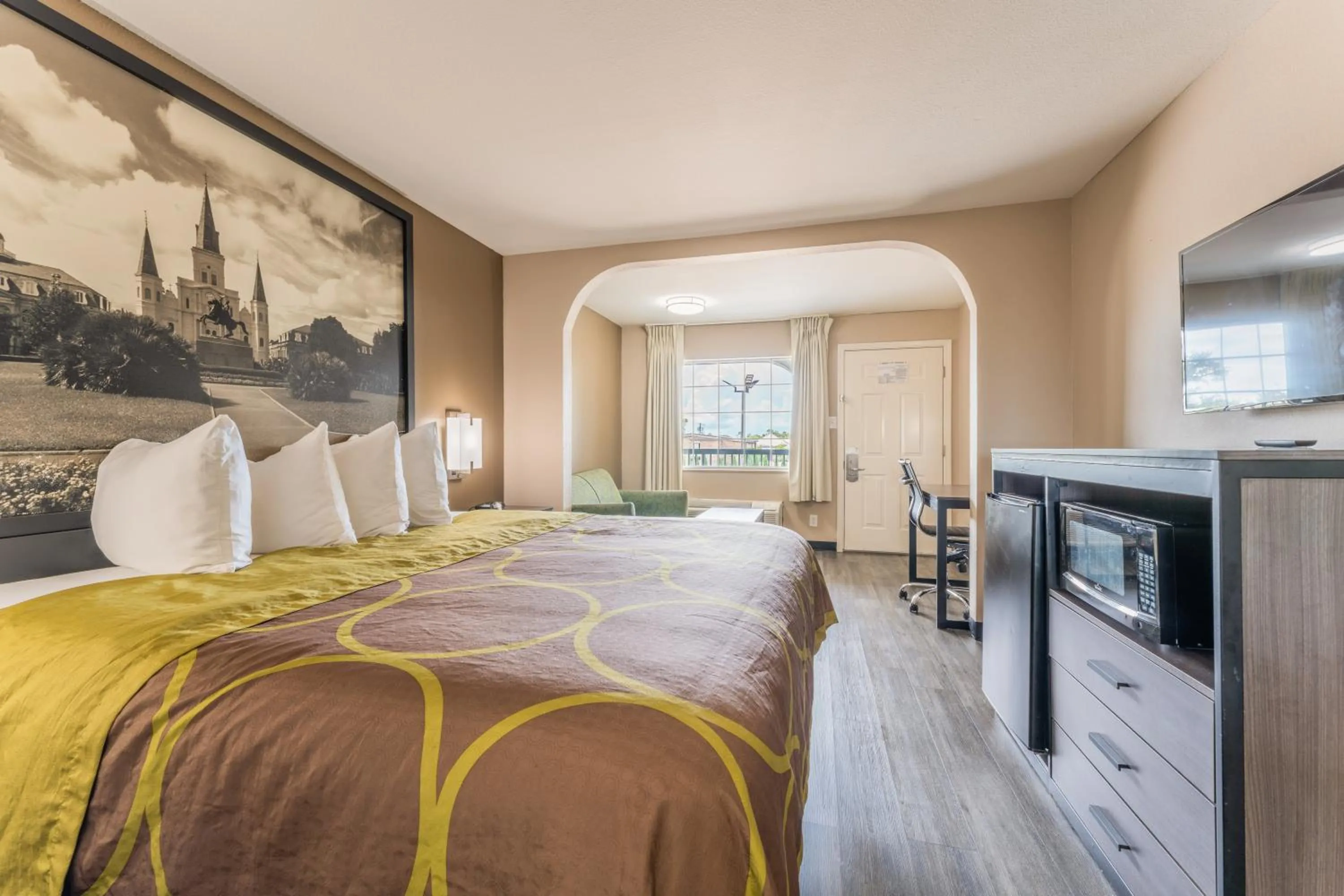 King Room - Smoking  in Super 8 by Wyndham Lake Charles Northeast