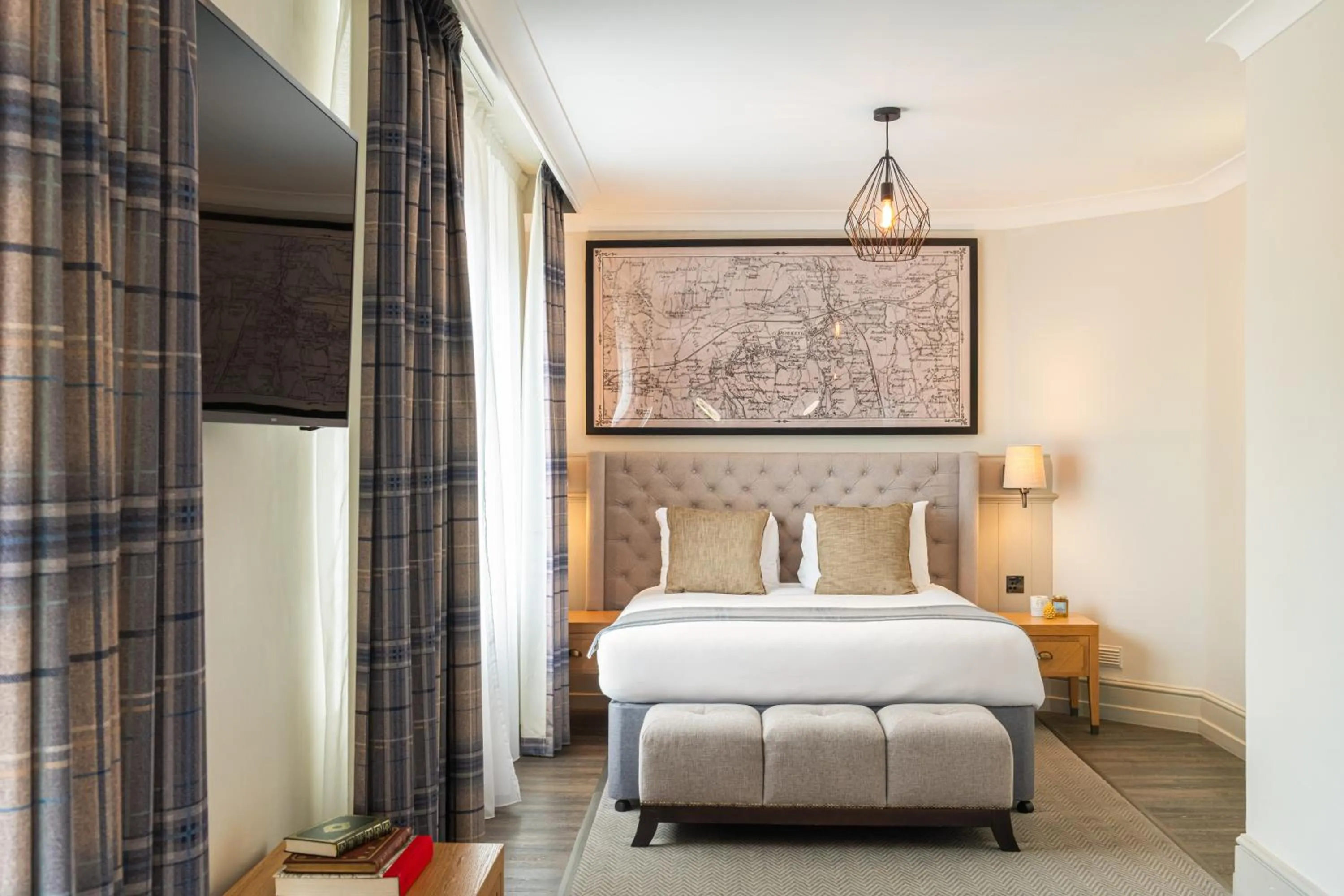 1 Double Bed Premium in Wotton House