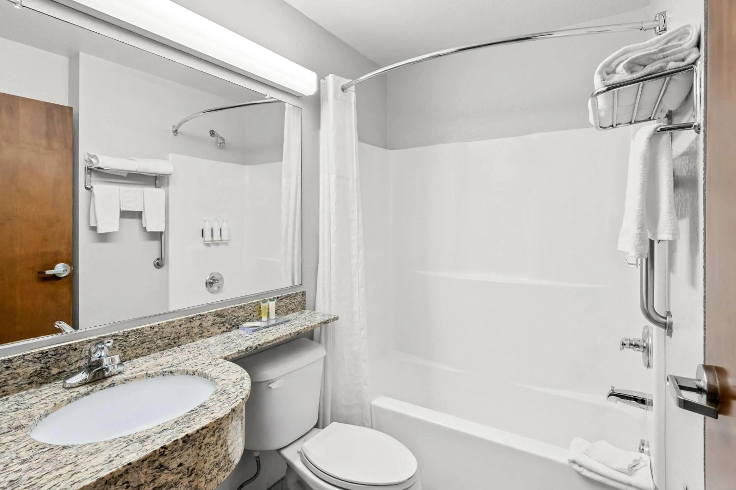 King Suite - Non-Smoking in Microtel Inn & Suites by Wyndham Searcy