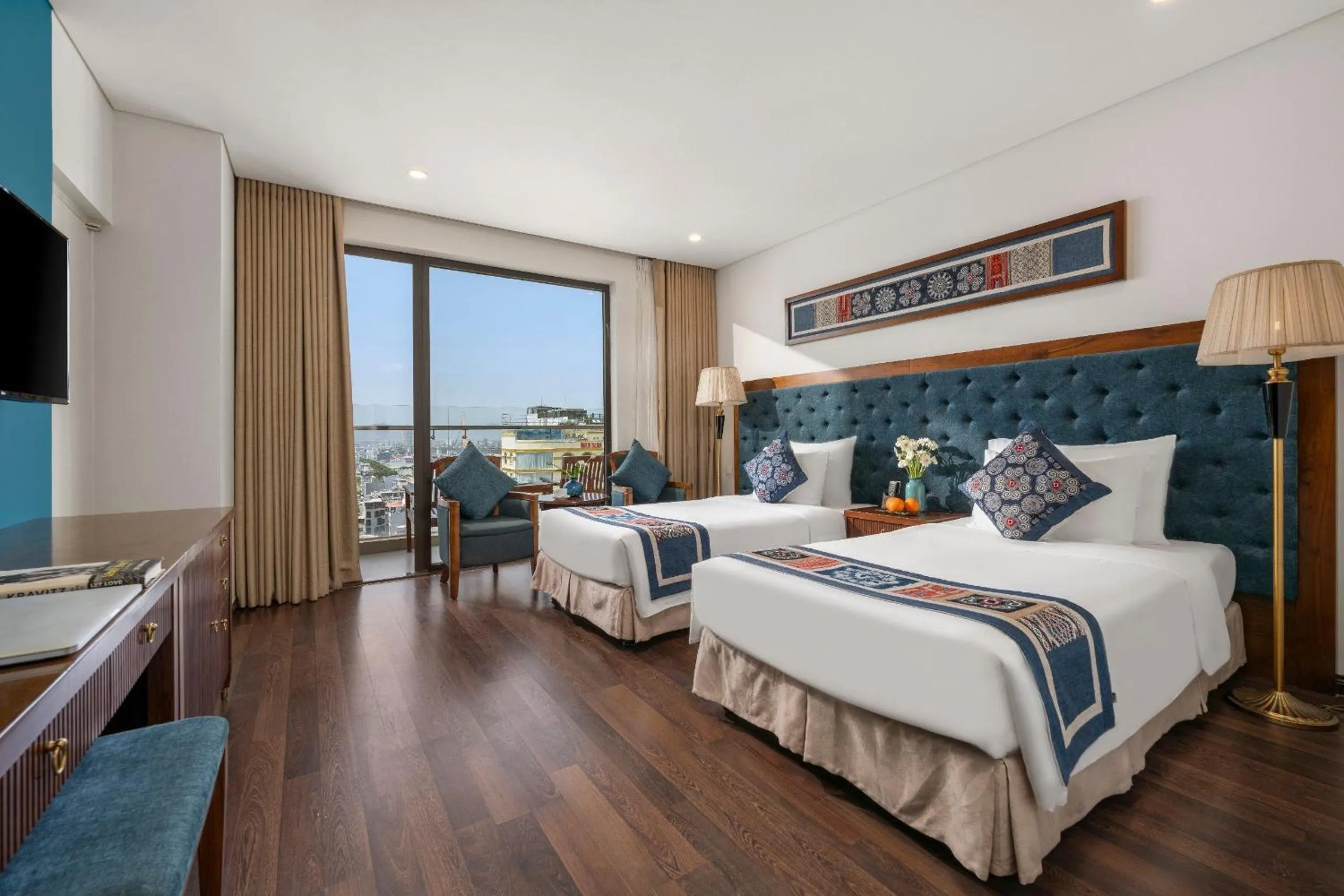 Superior Twin Room with Balcony and City View in Balcona Hotel Da Nang