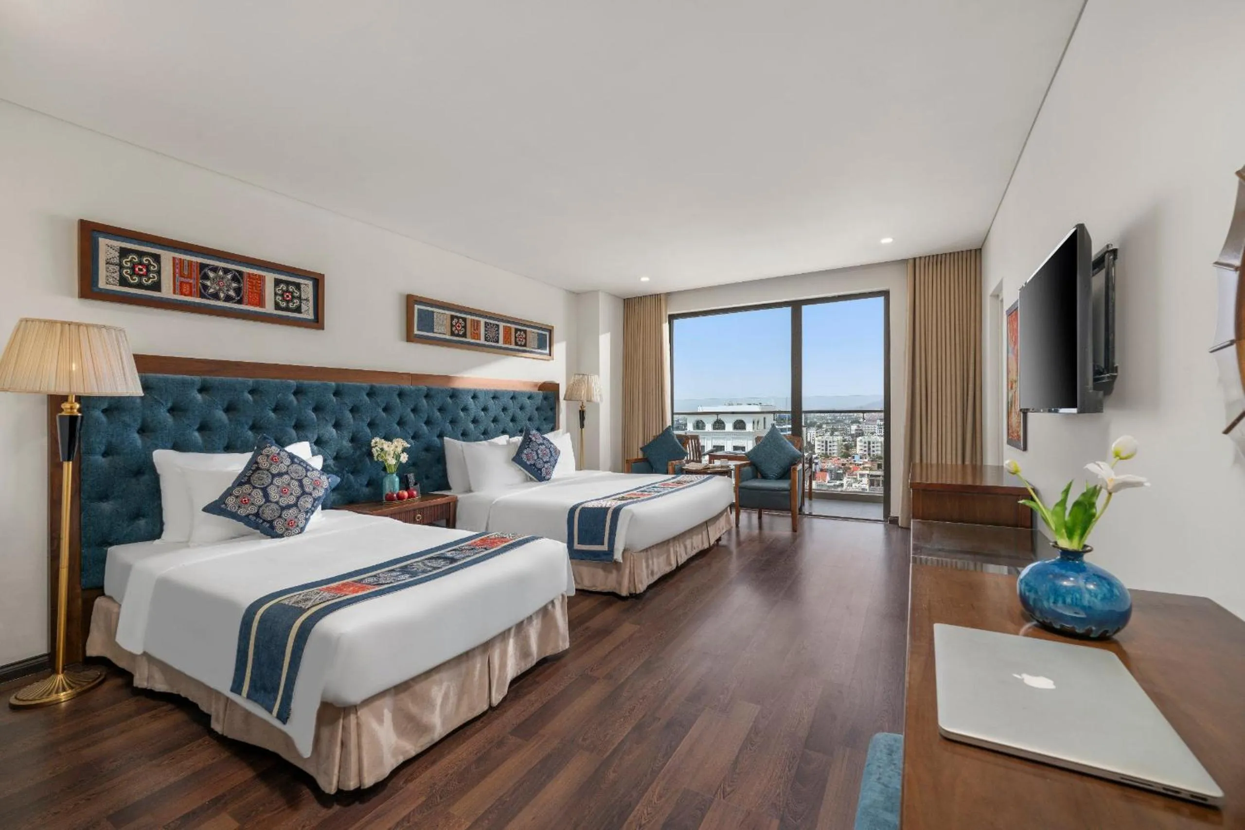 Balcony Triple City View in Balcona Hotel Da Nang